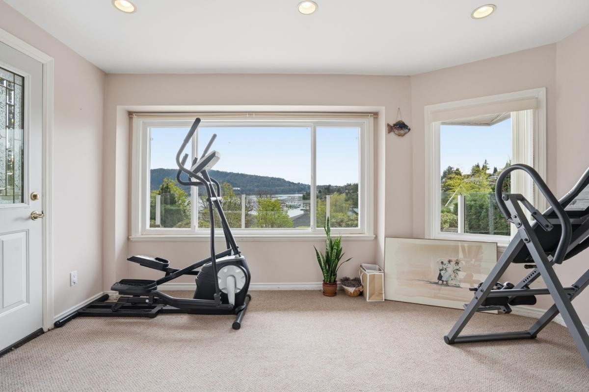 4493 Epps Avenue, North Vancouver, BC