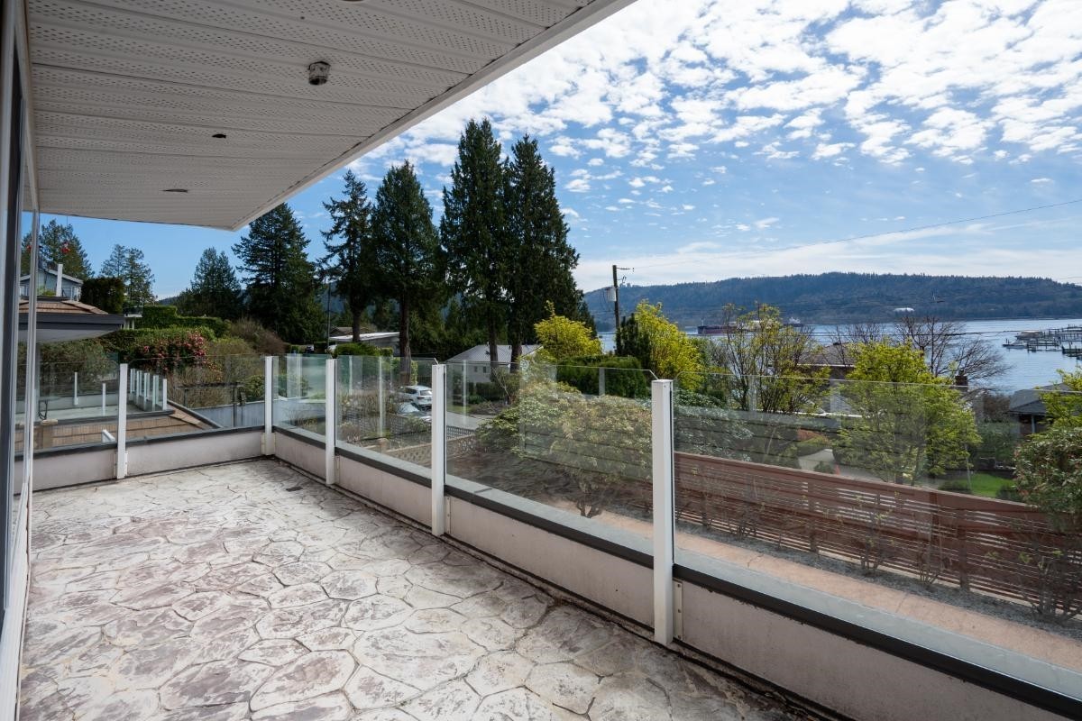 4493 Epps Avenue, North Vancouver, BC