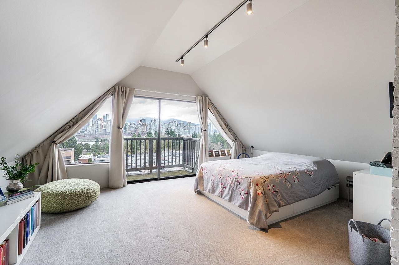 967 8Th Avenue W, Vancouver, BC