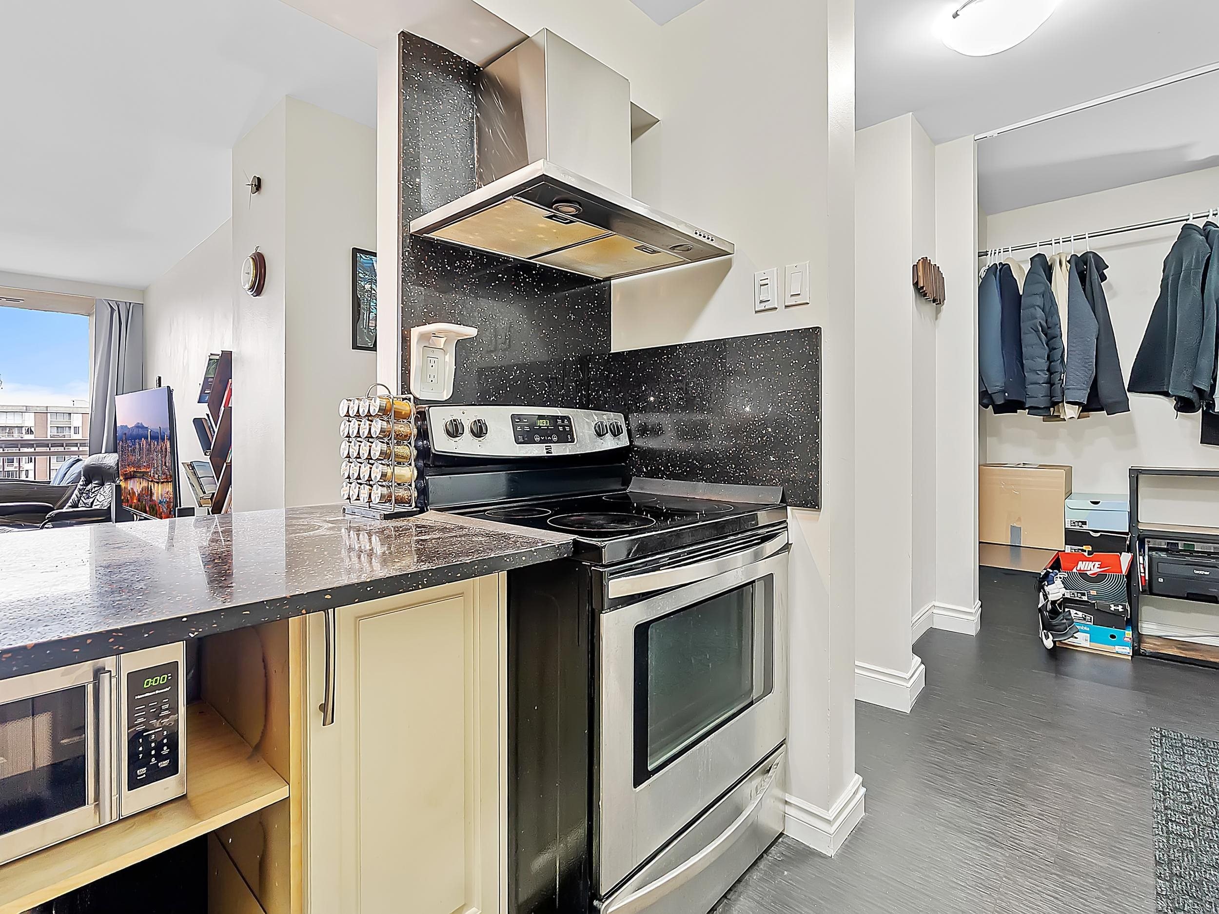 1808-2016 Fullerton Avenue, North Vancouver, BC