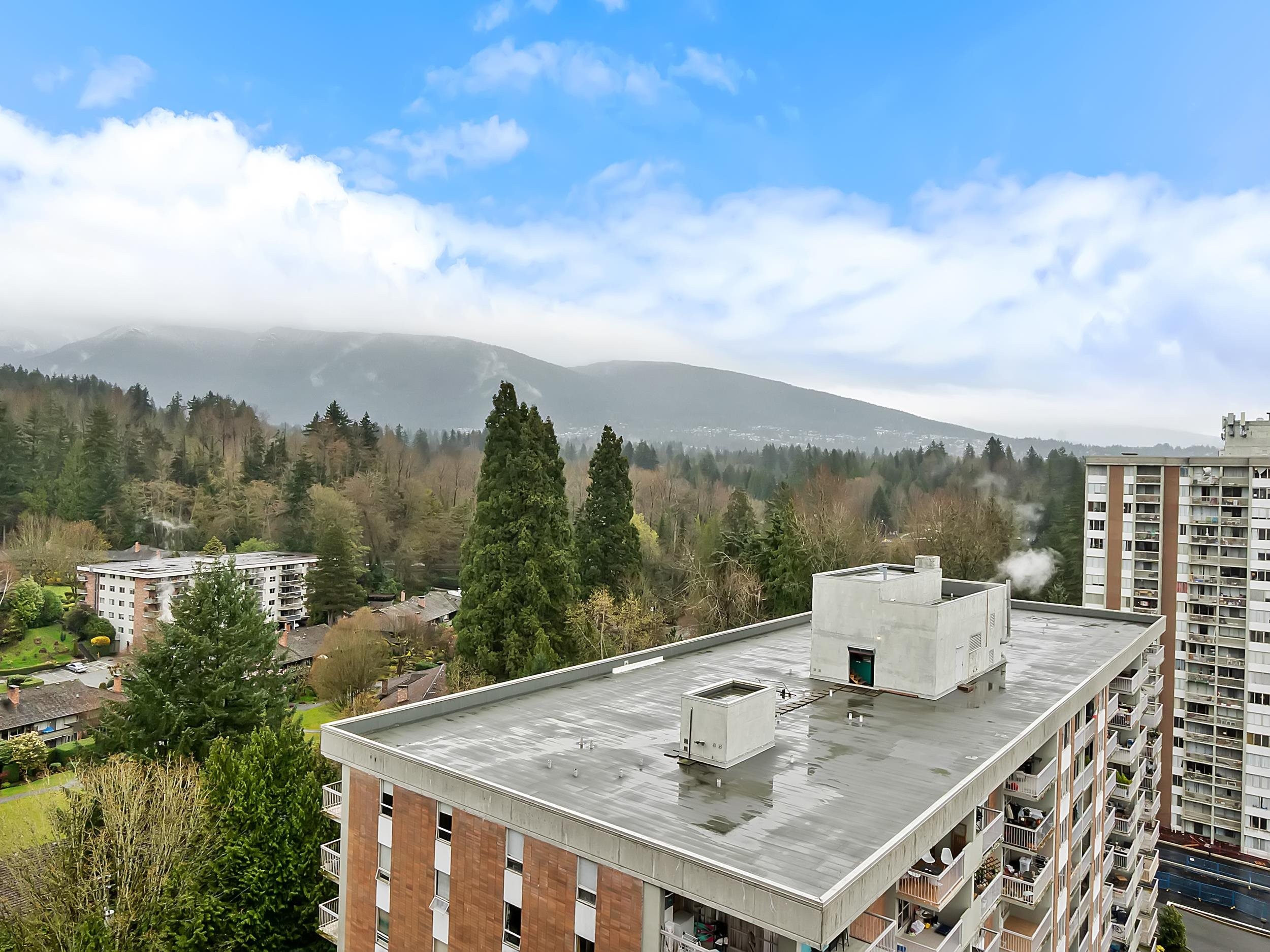 1808-2016 Fullerton Avenue, North Vancouver, BC