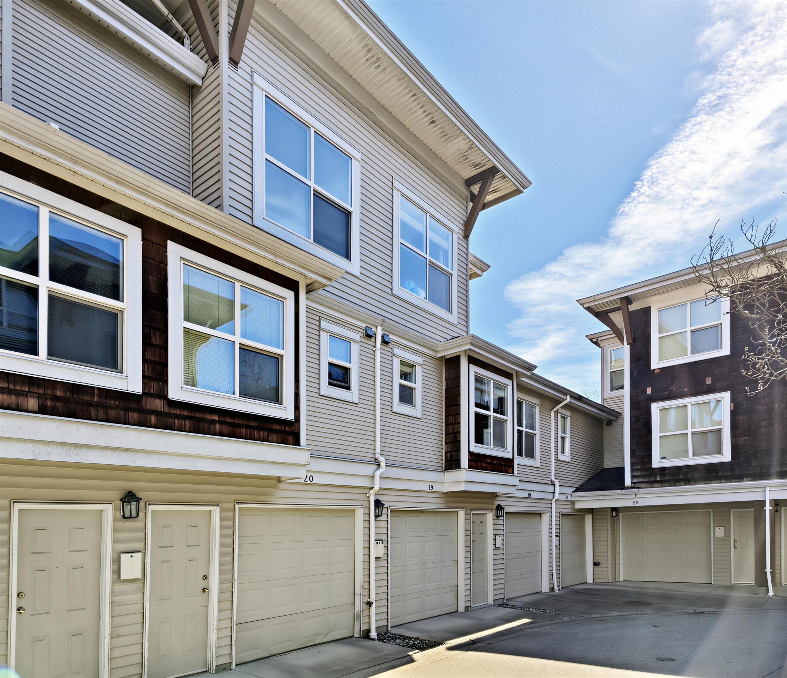 19-7100 Lynnwood Drive, Richmond, BC