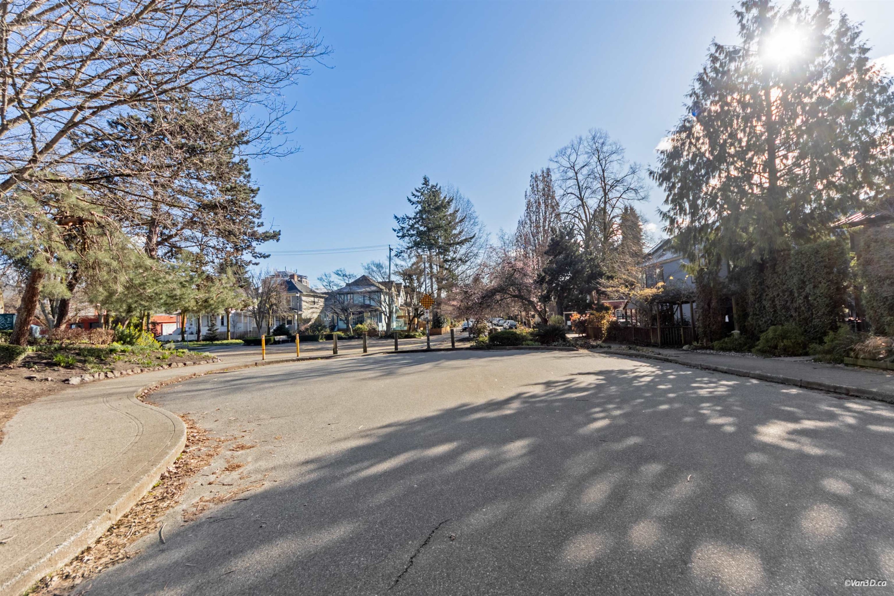 764 Georgia Street E, Vancouver, BC