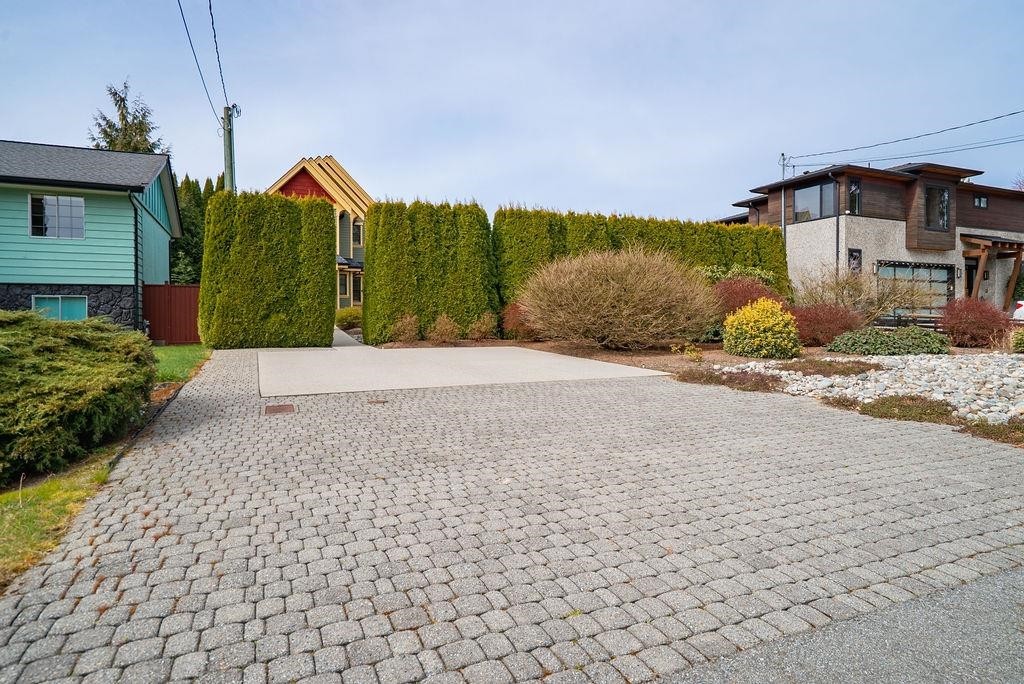 674 Colinet Street, Coquitlam, BC