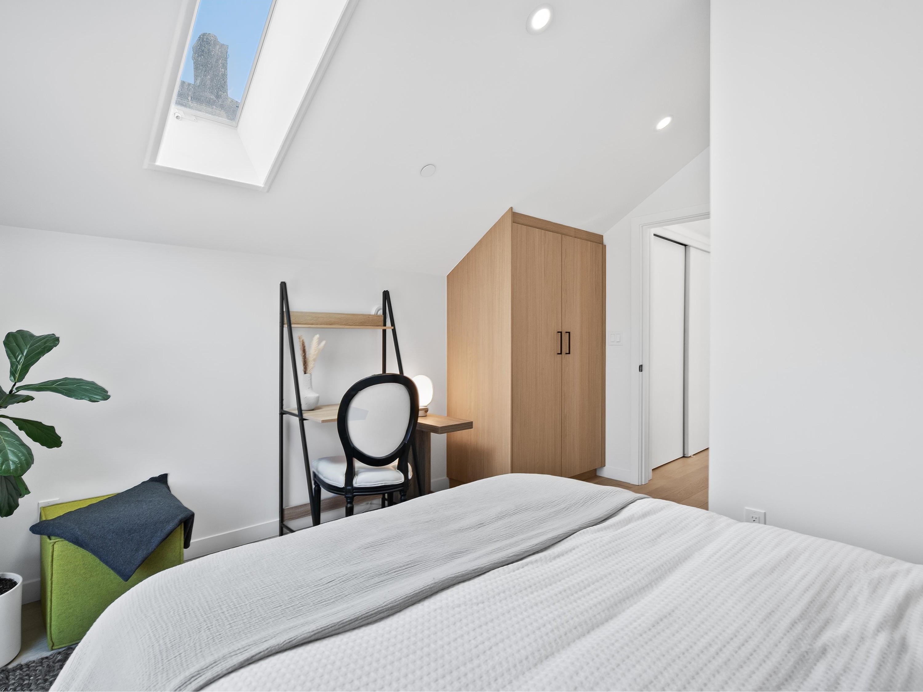 1331 Cotton Drive, Vancouver, BC