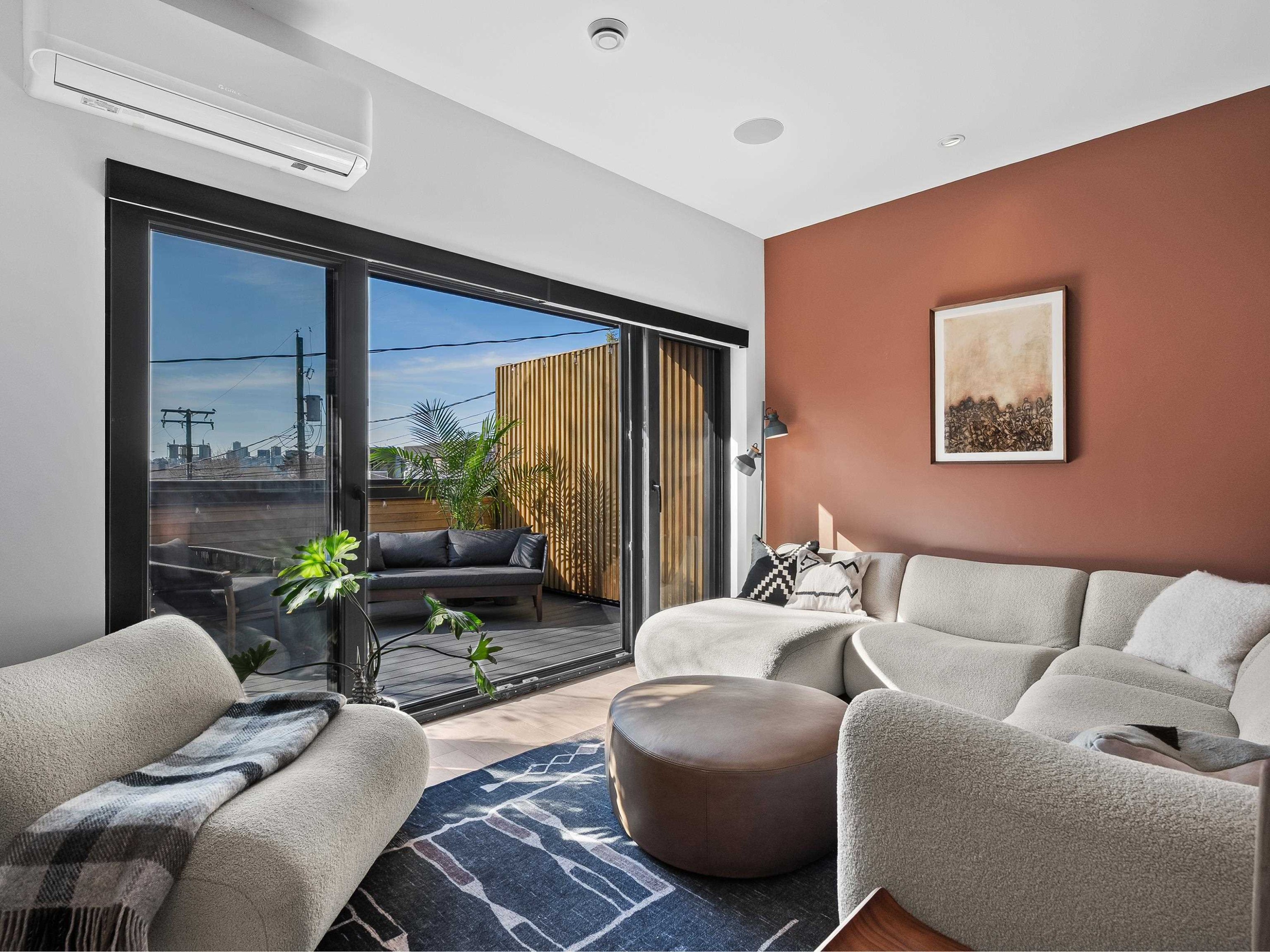 1331 Cotton Drive, Vancouver, BC