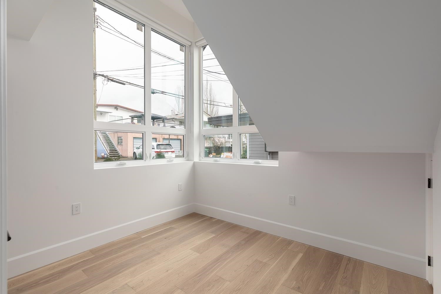 849 19Th Avenue E, Vancouver, BC