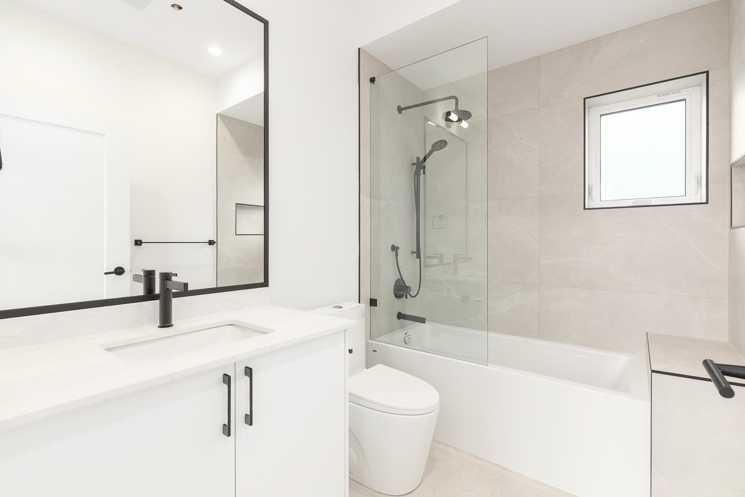 849 19Th Avenue E, Vancouver, BC