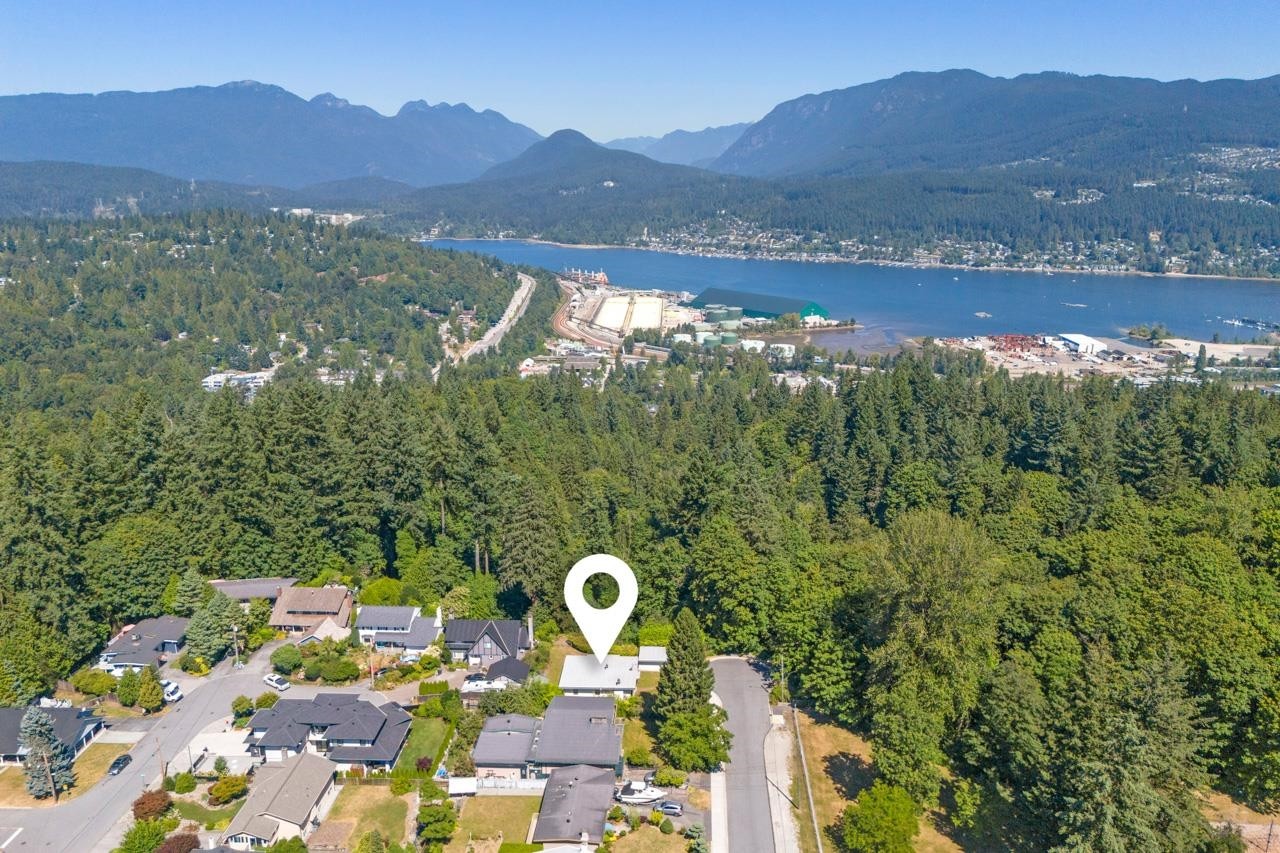 986 Porter Street, Coquitlam, BC