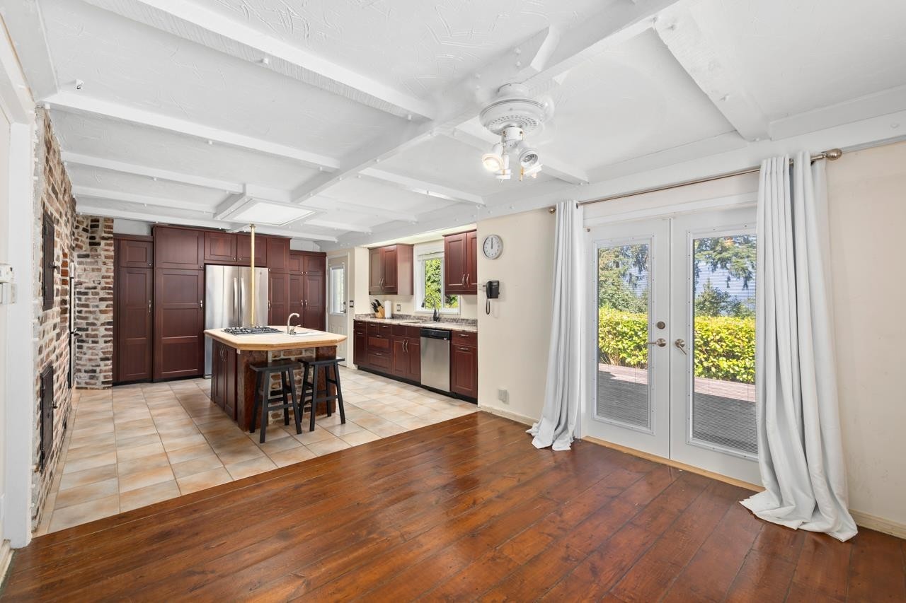 986 Porter Street, Coquitlam, BC
