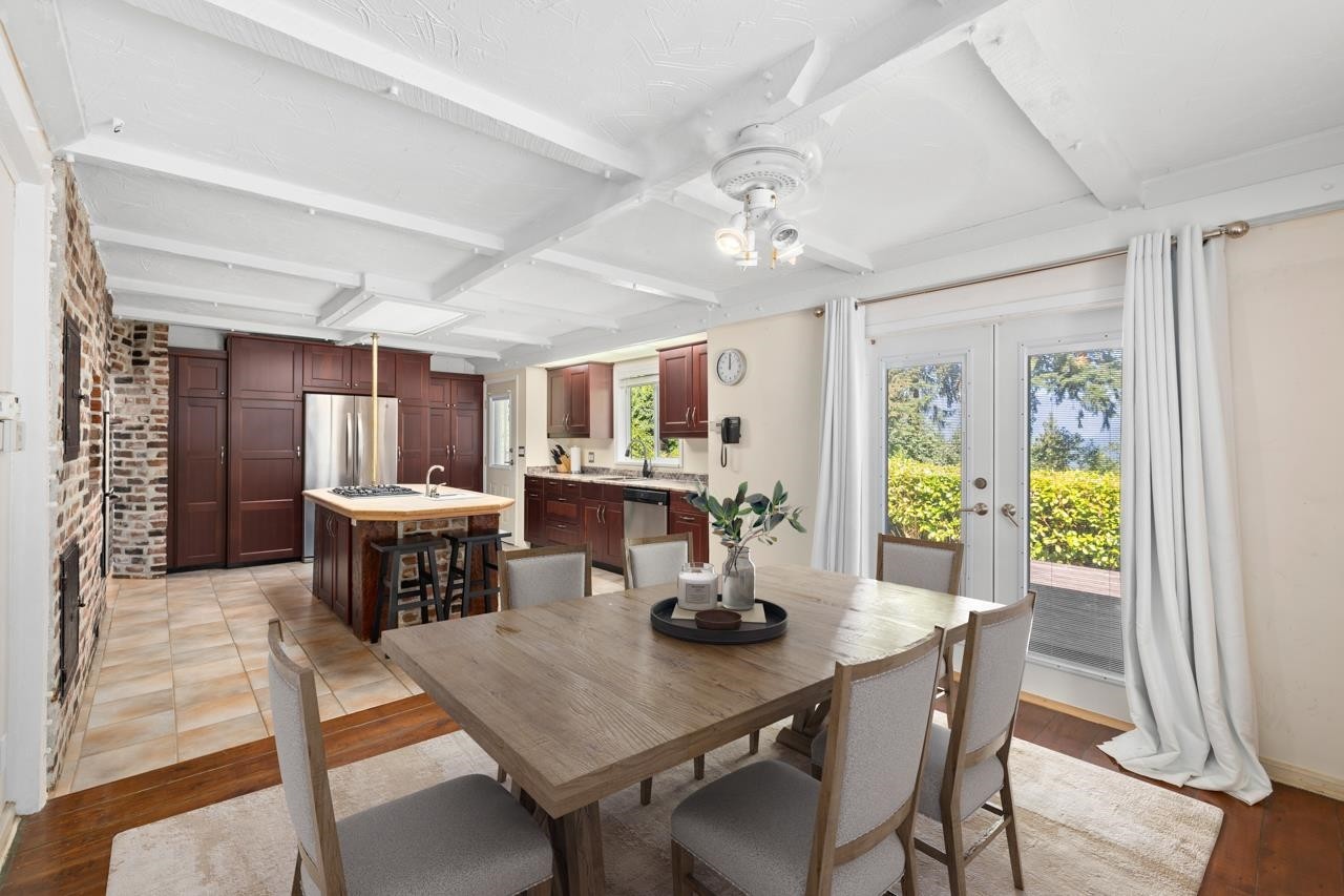 986 Porter Street, Coquitlam, BC