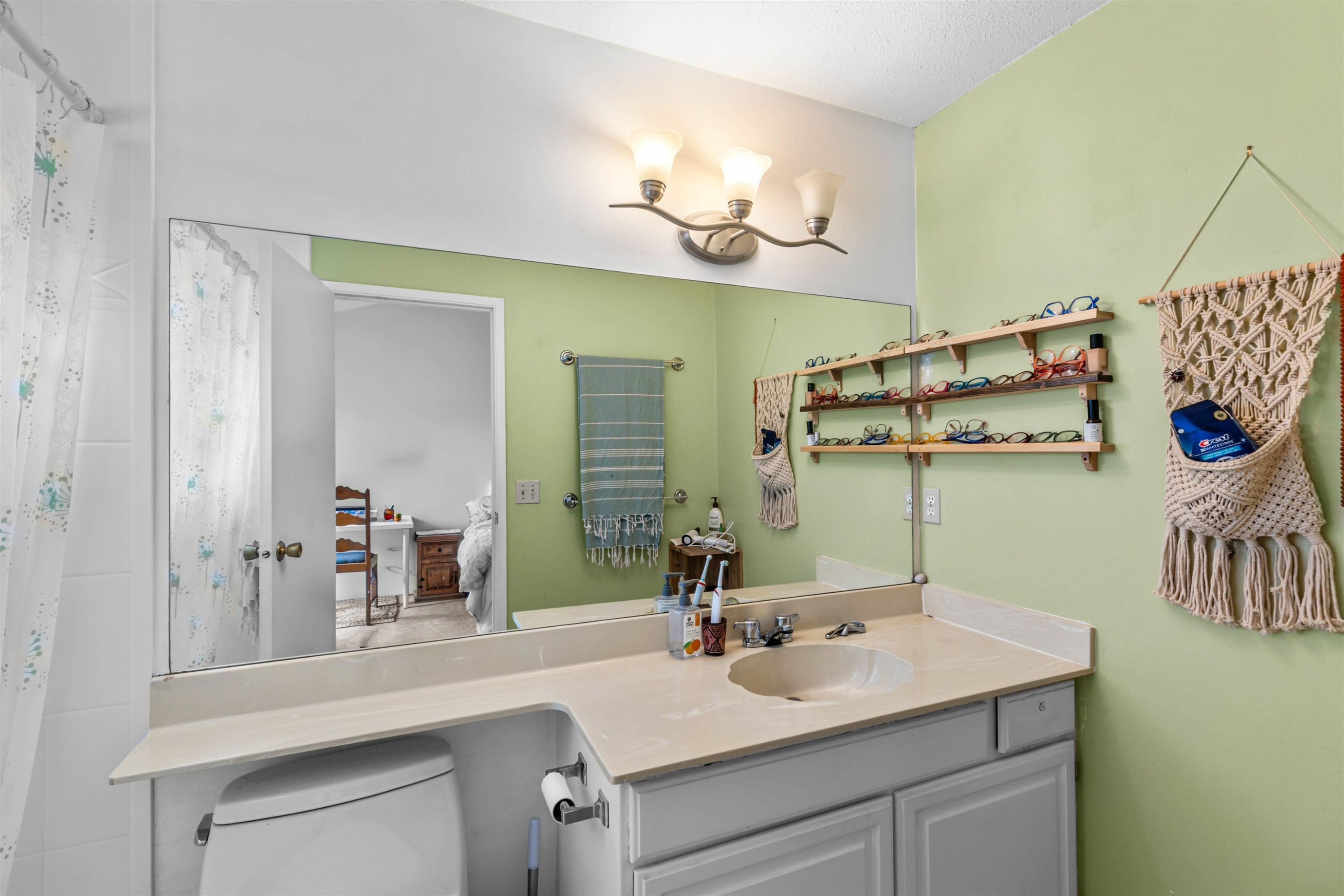 7363 Kokanee Place, Vancouver, BC