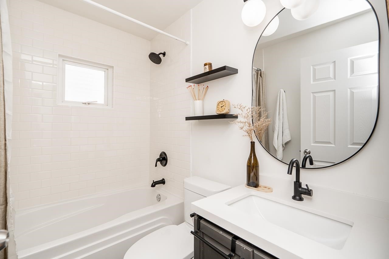 1938 Adanac Street, Vancouver, BC