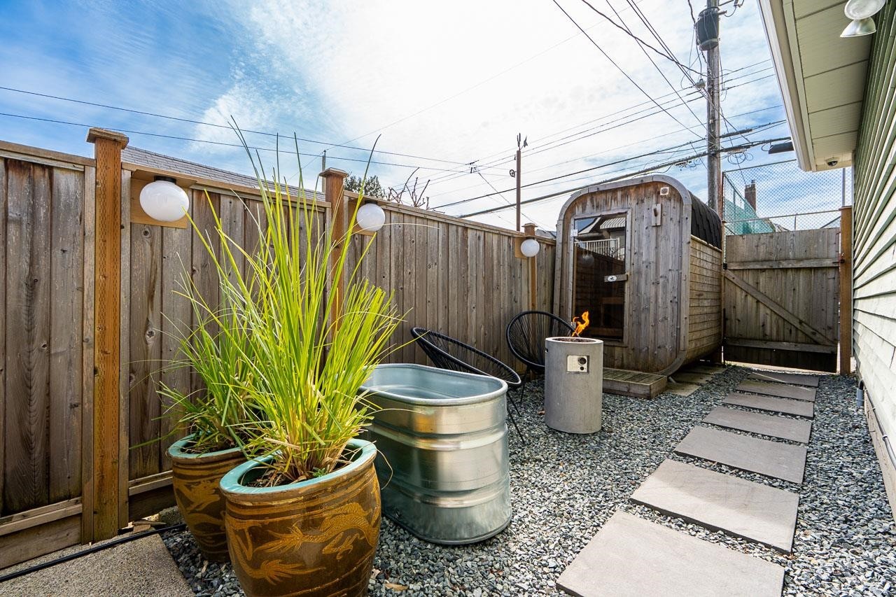 1938 Adanac Street, Vancouver, BC