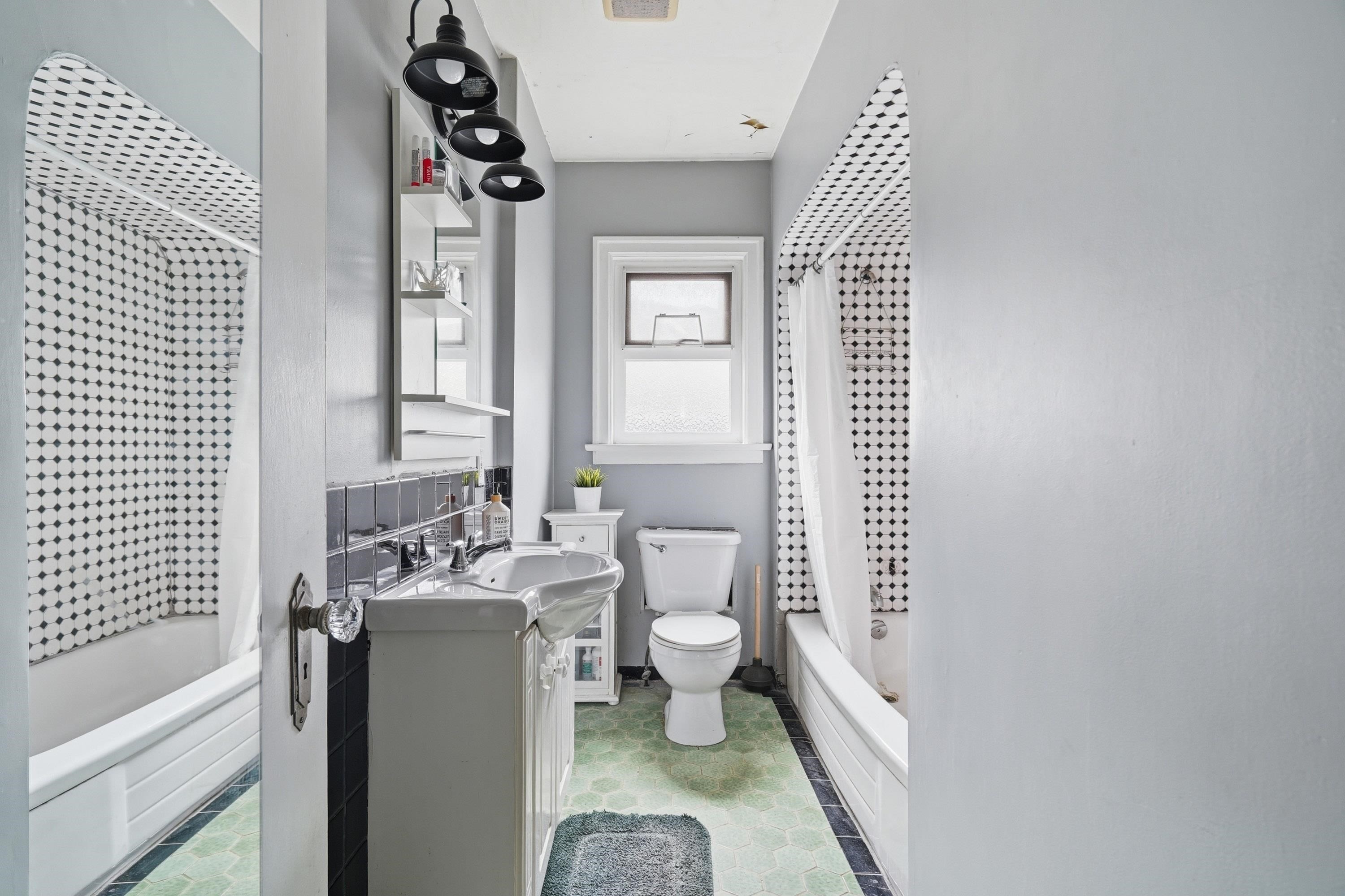 2349 Pender Street E, Vancouver, BC