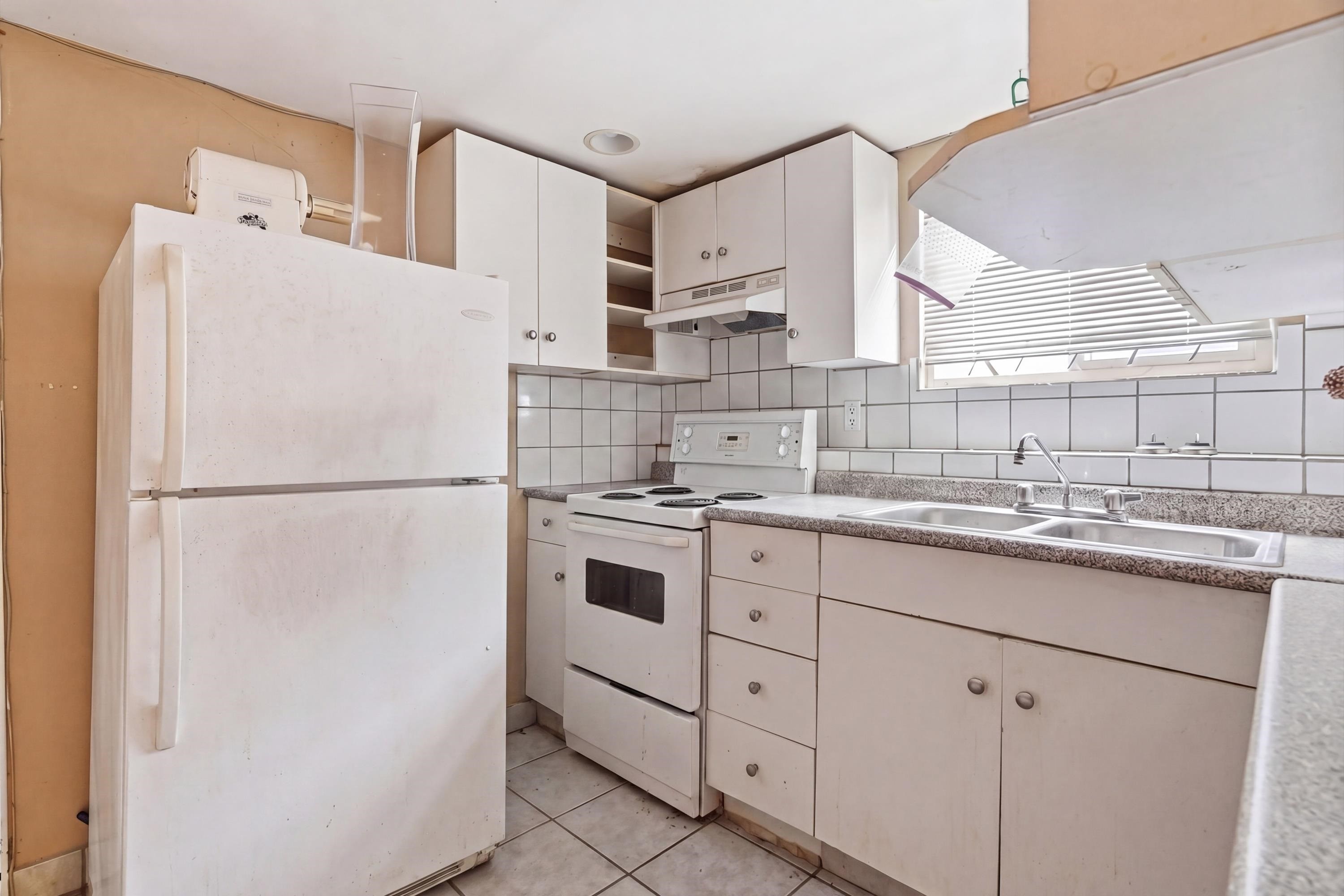 2349 Pender Street E, Vancouver, BC