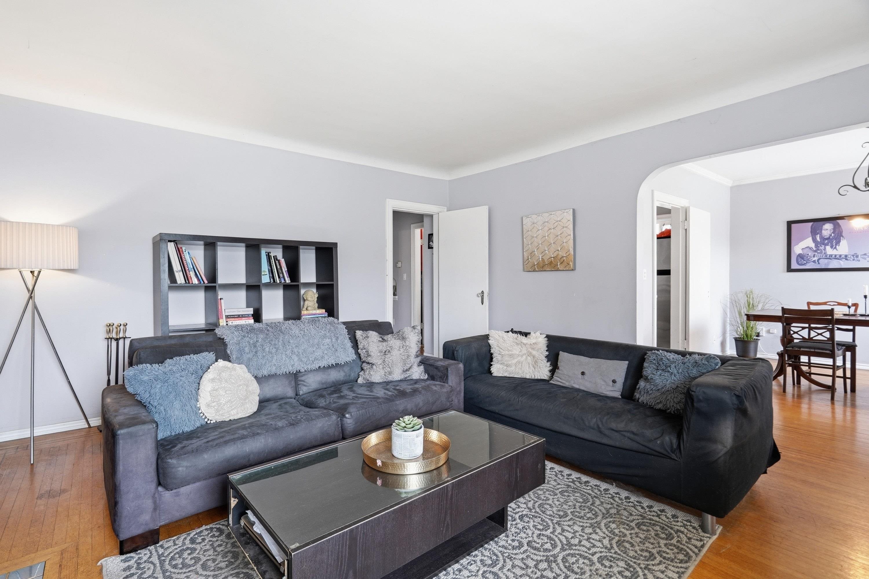 2349 Pender Street E, Vancouver, BC