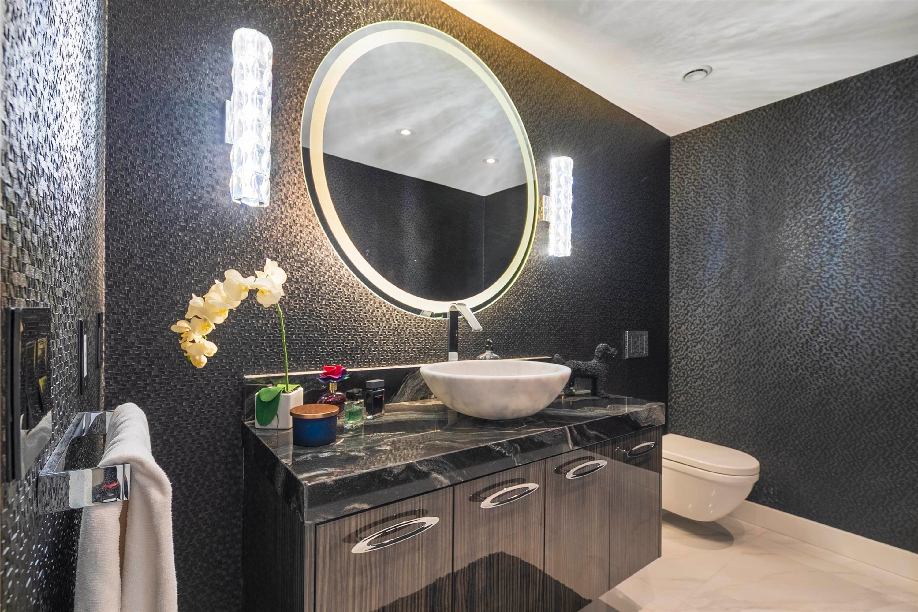 3305 Westmount Road, West Vancouver, BC