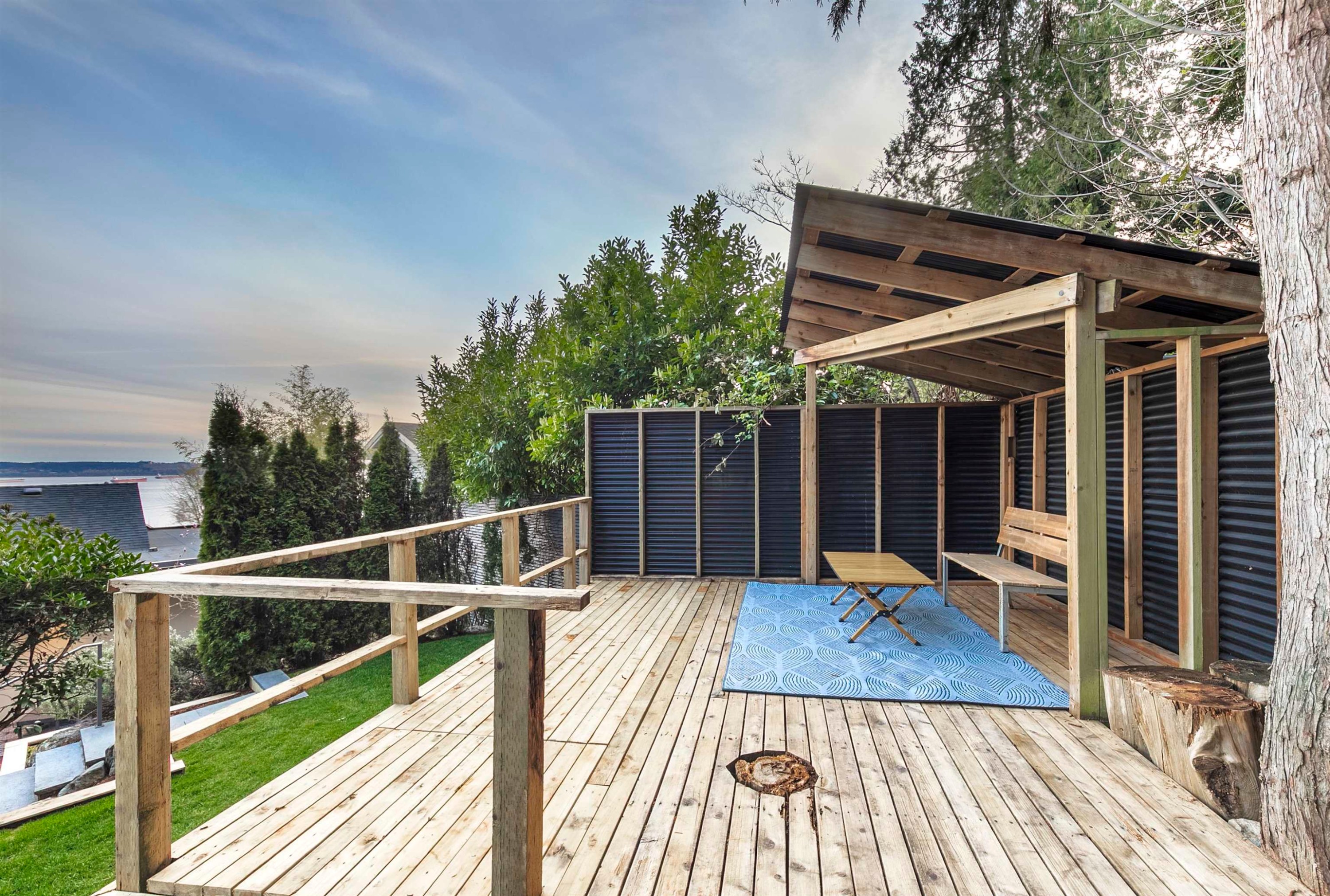 3305 Westmount Road, West Vancouver, BC
