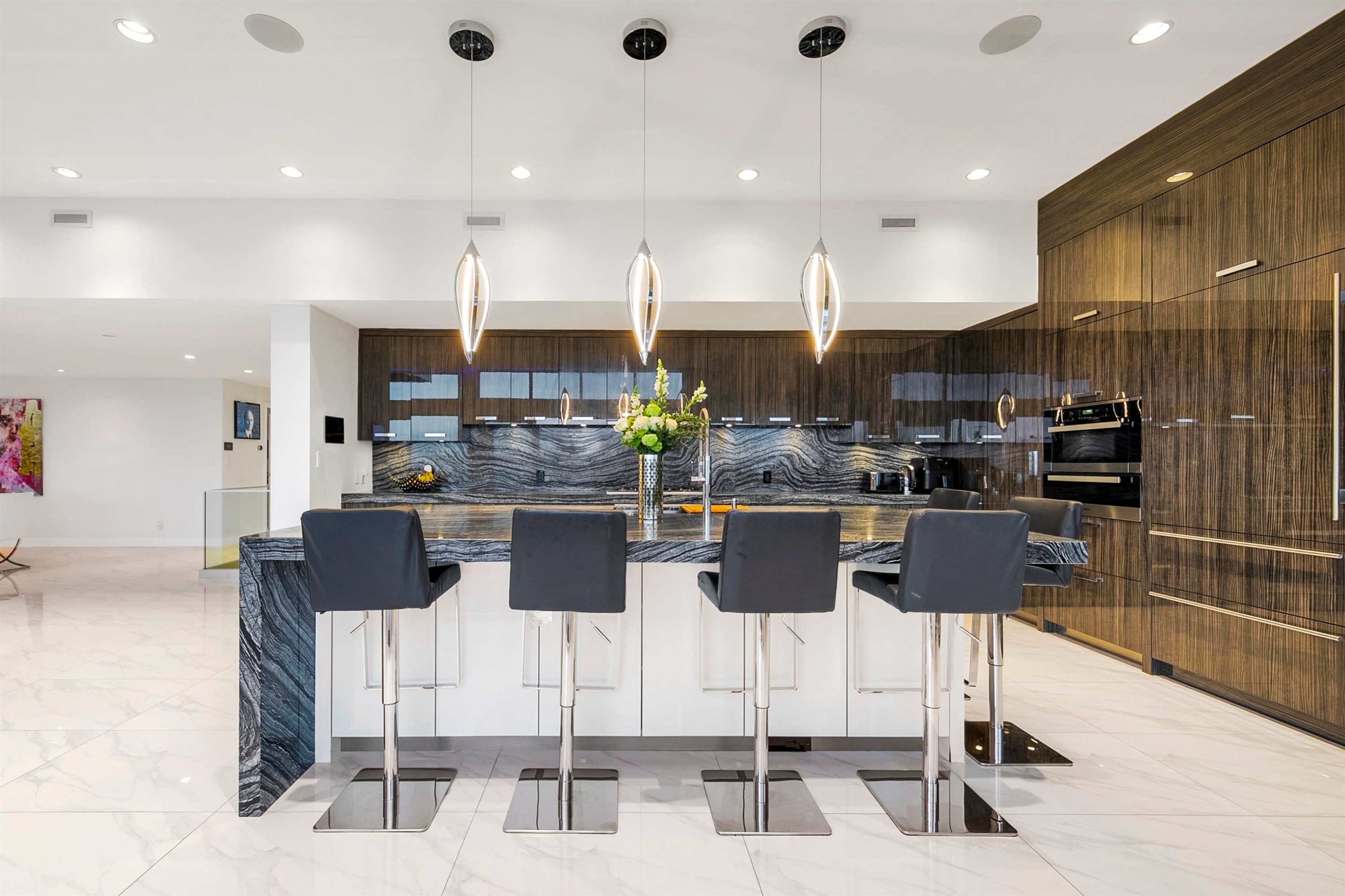 3305 Westmount Road, West Vancouver, BC