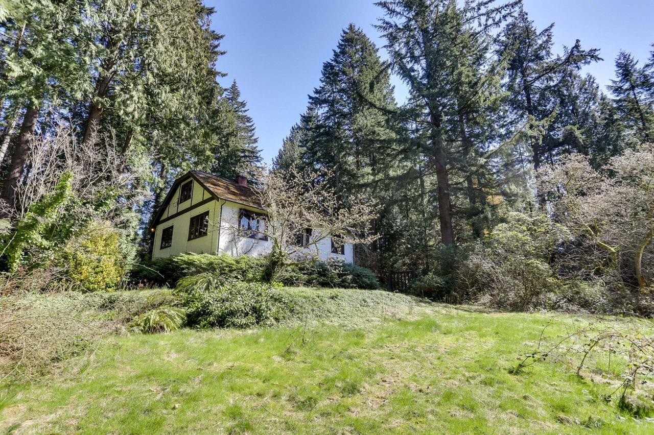 1825 Drummond Drive, Vancouver, BC