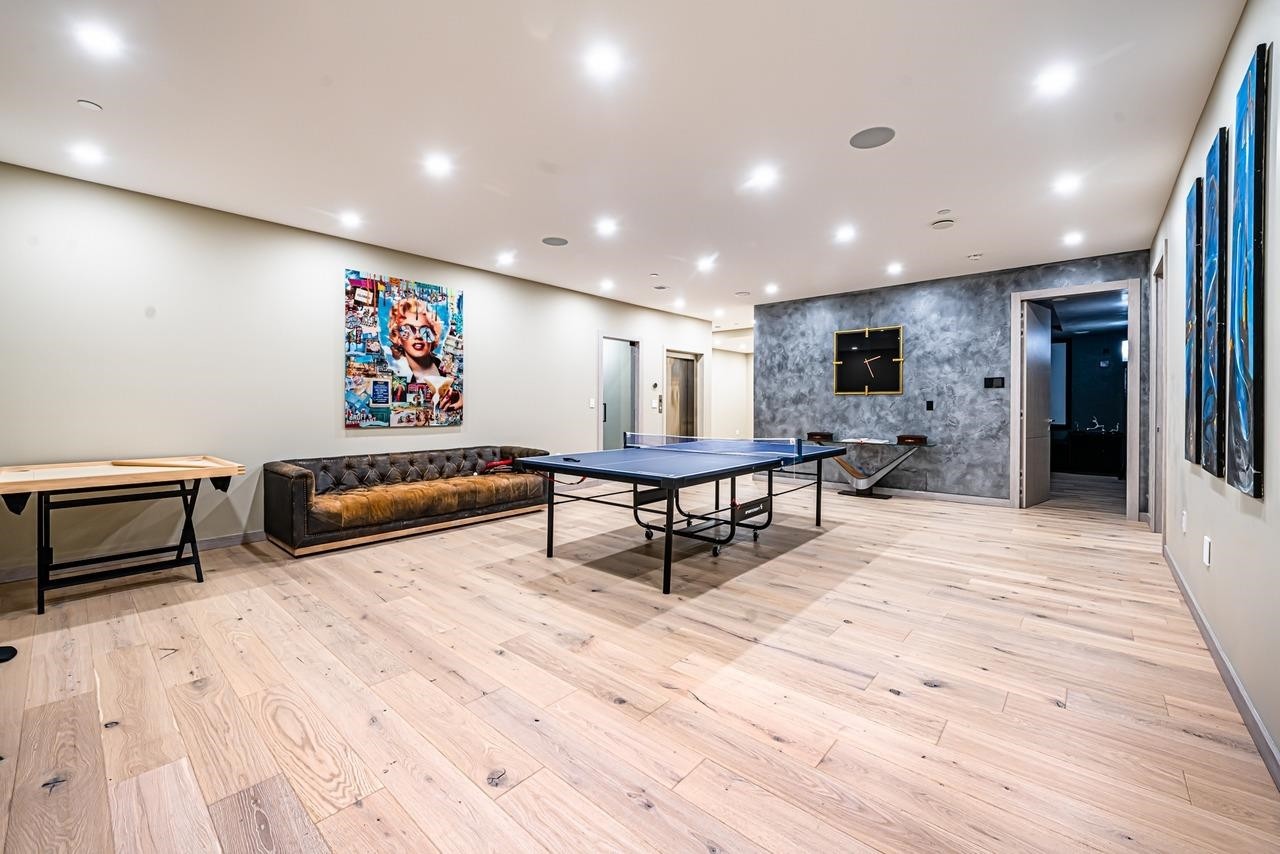 592 Craigmohr Drive, West Vancouver, BC
