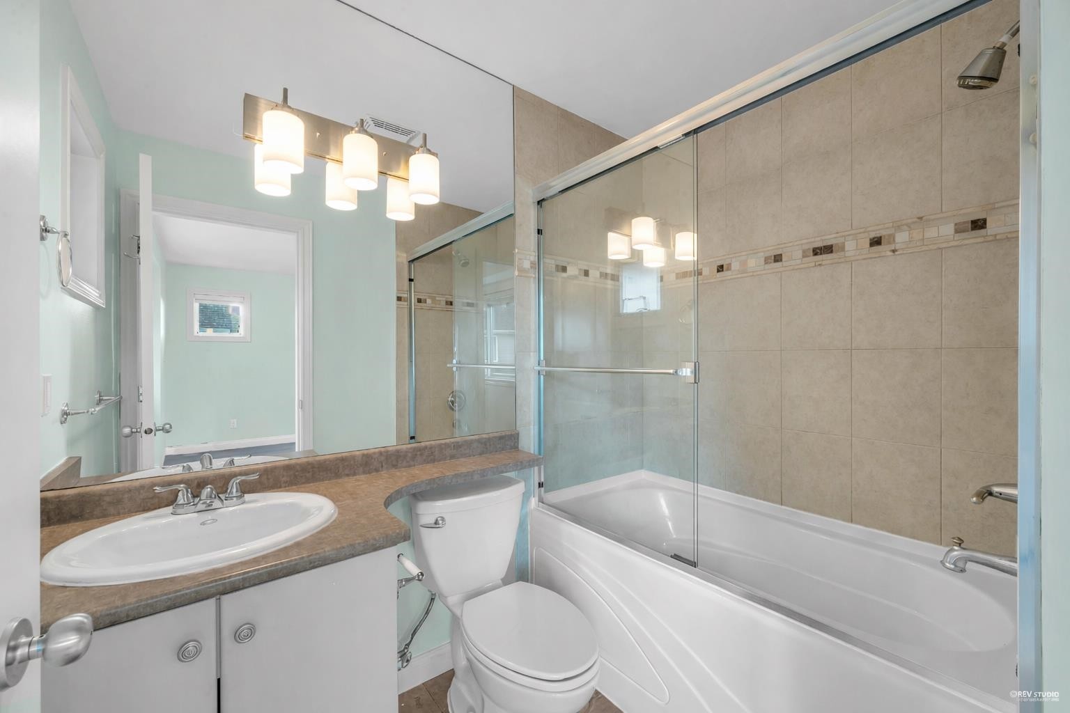 1-8311 No. 2 Road, Richmond, BC