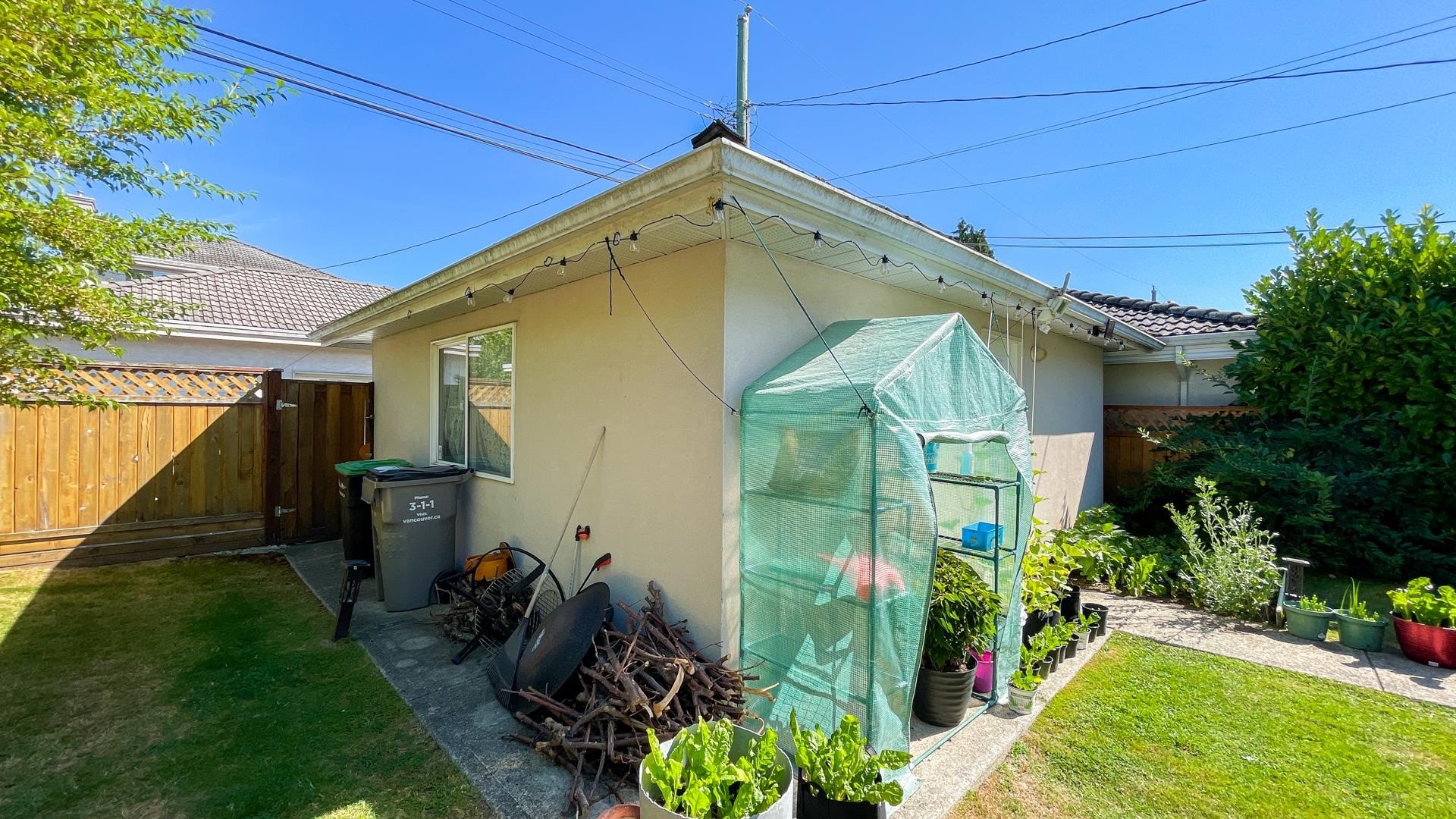 219 42Nd Avenue W, Vancouver, BC