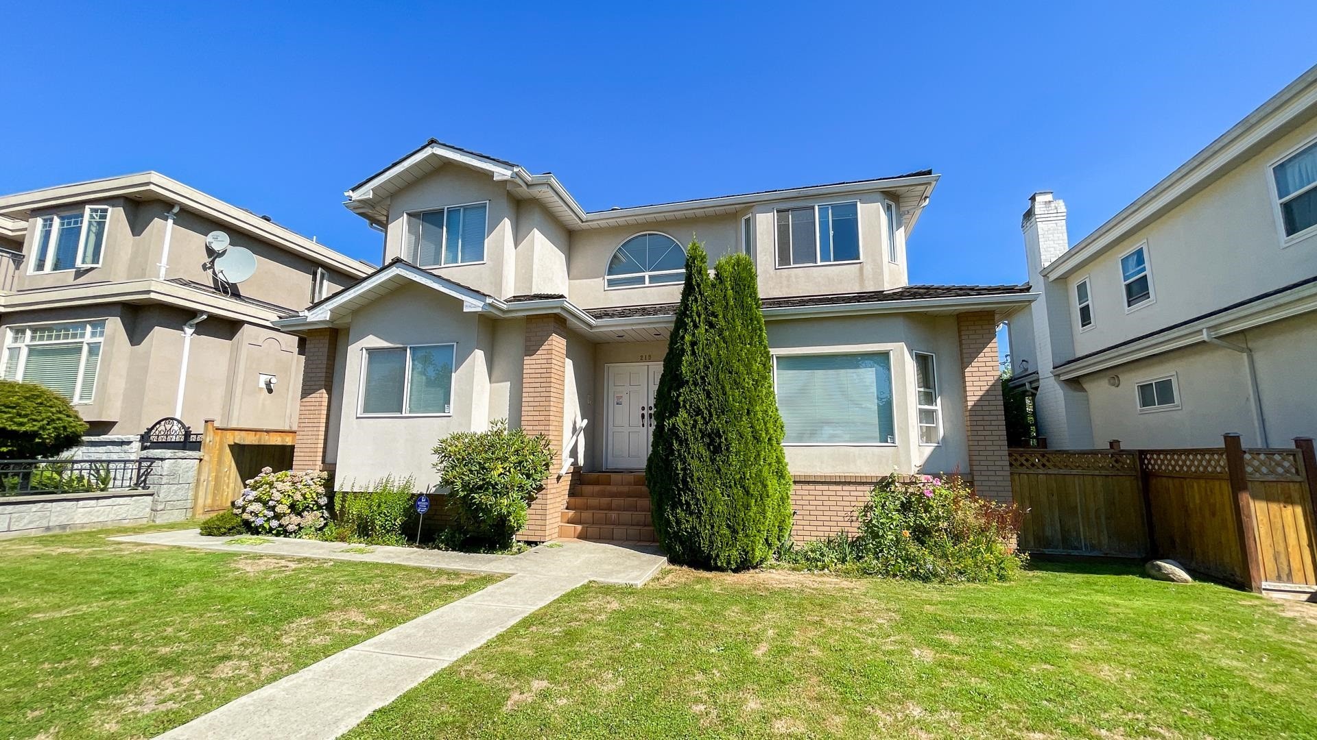 219 42Nd Avenue W, Vancouver, BC