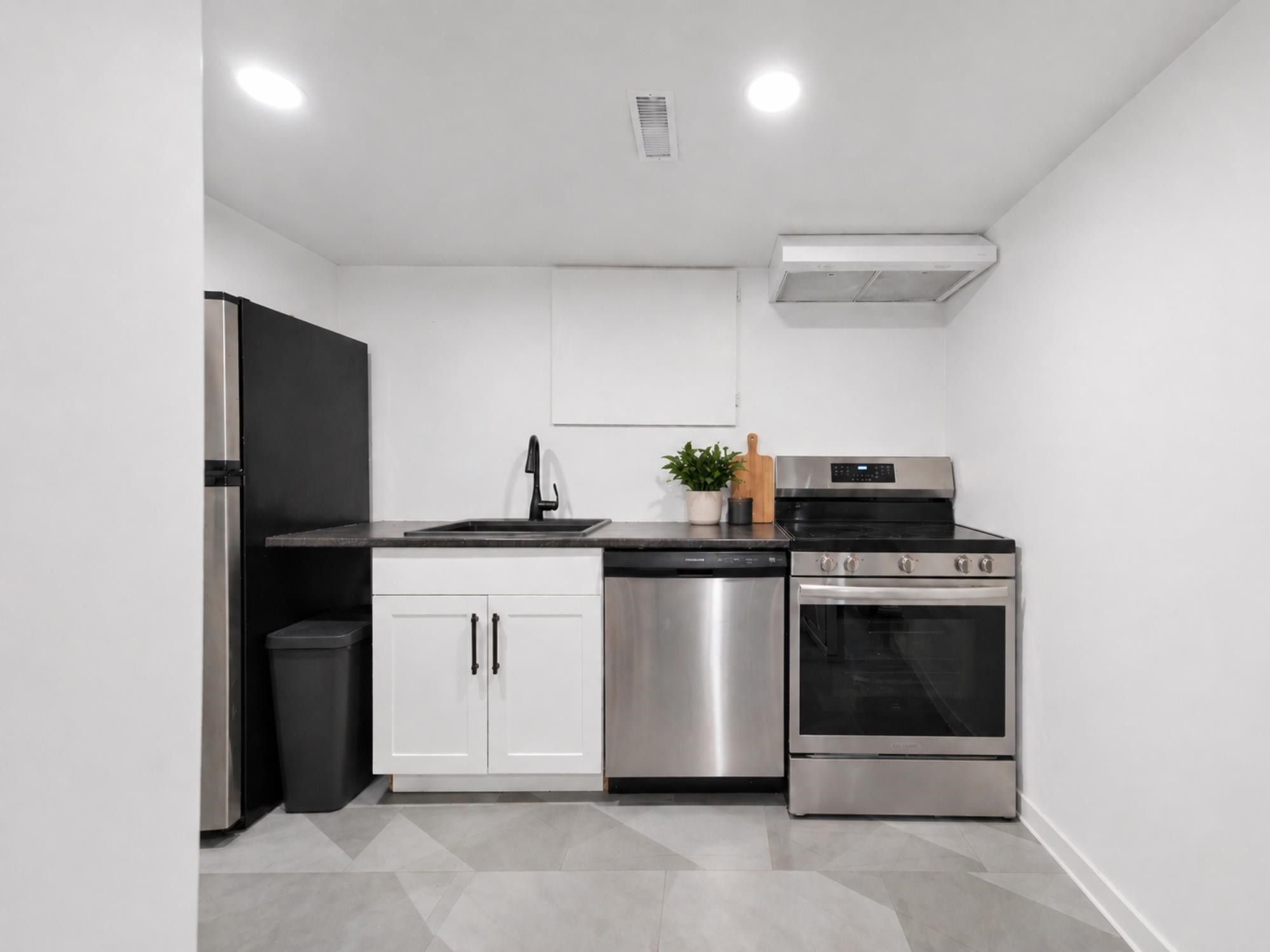 21199 River Road, Maple Ridge, BC
