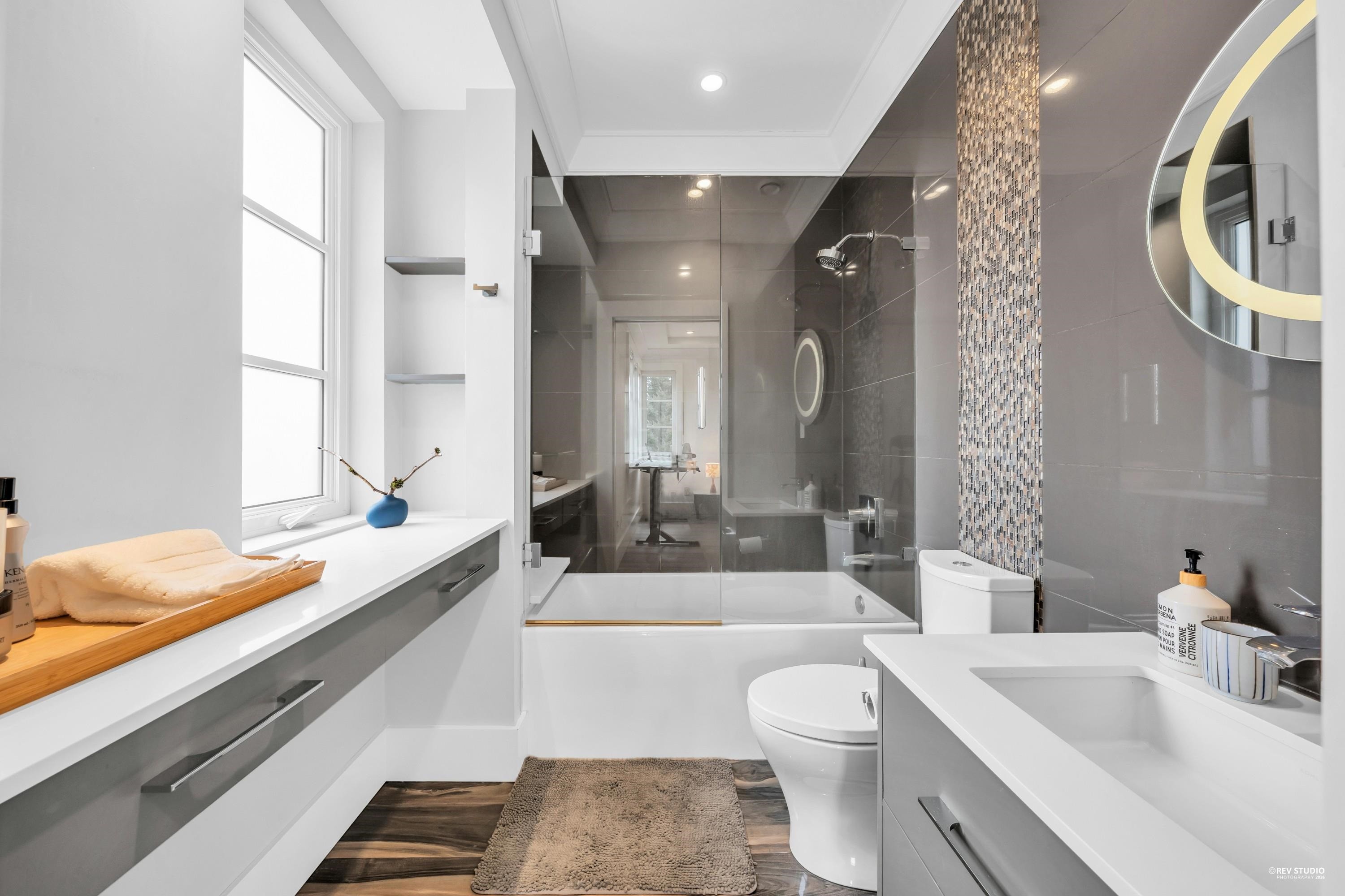 2820 32Nd Avenue W, Vancouver, BC