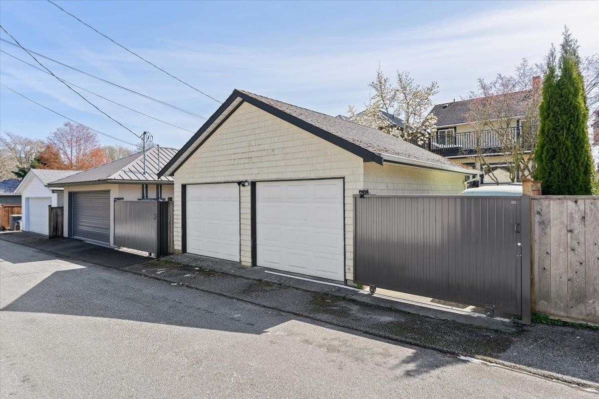 2755 42Nd Avenue W, Vancouver, BC