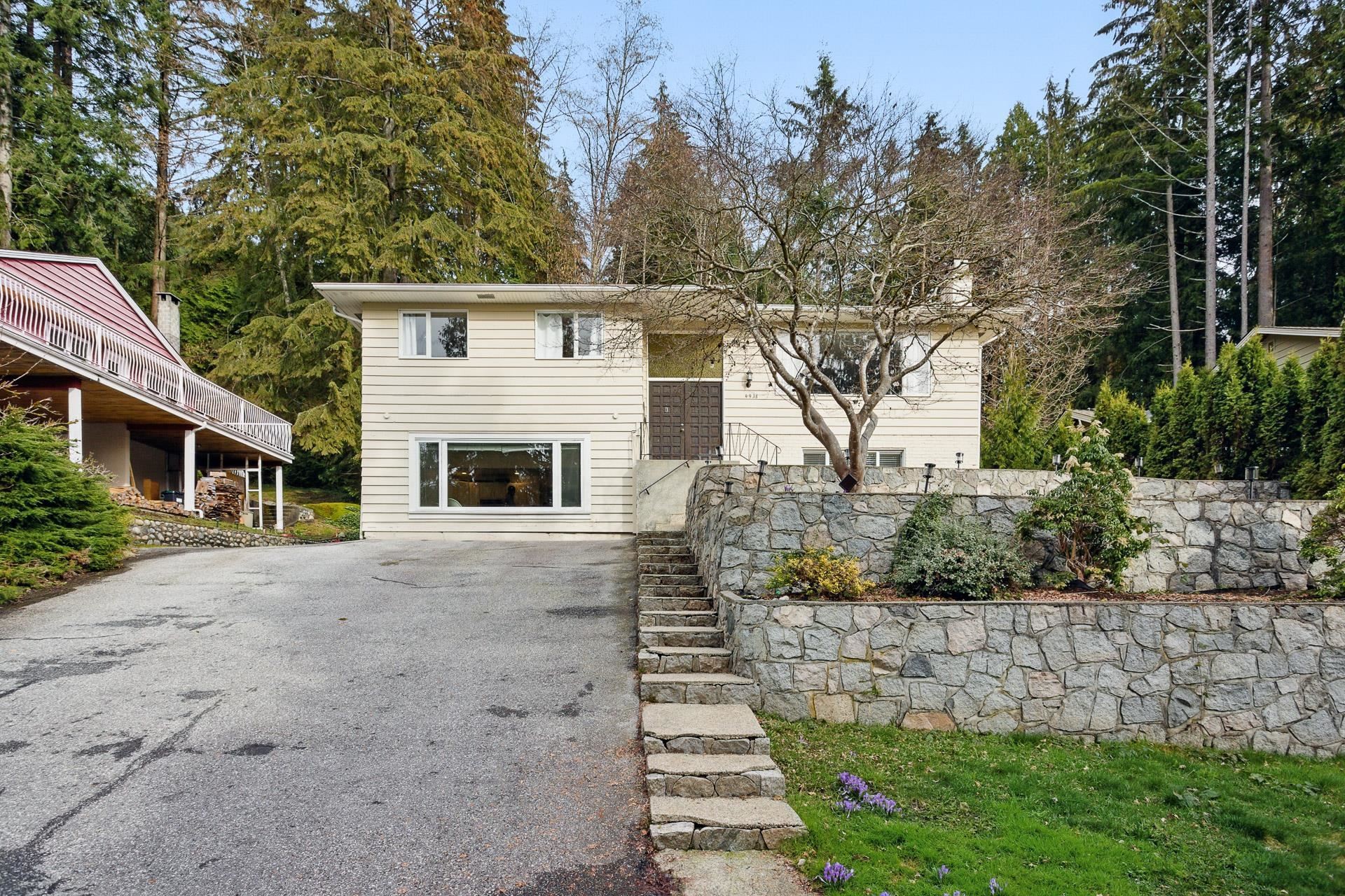 4938 Redonda Drive, North Vancouver, BC