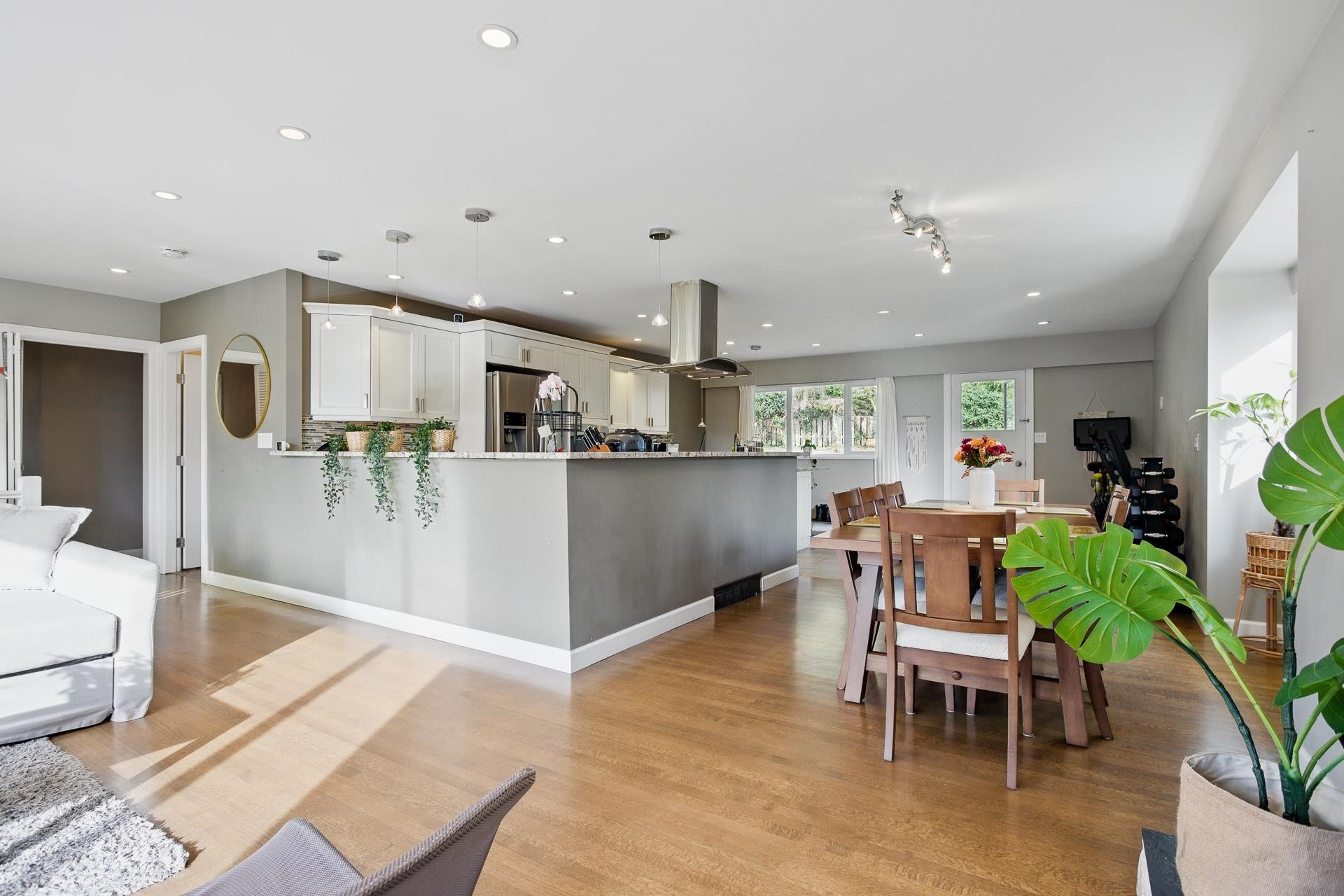 4938 Redonda Drive, North Vancouver, BC