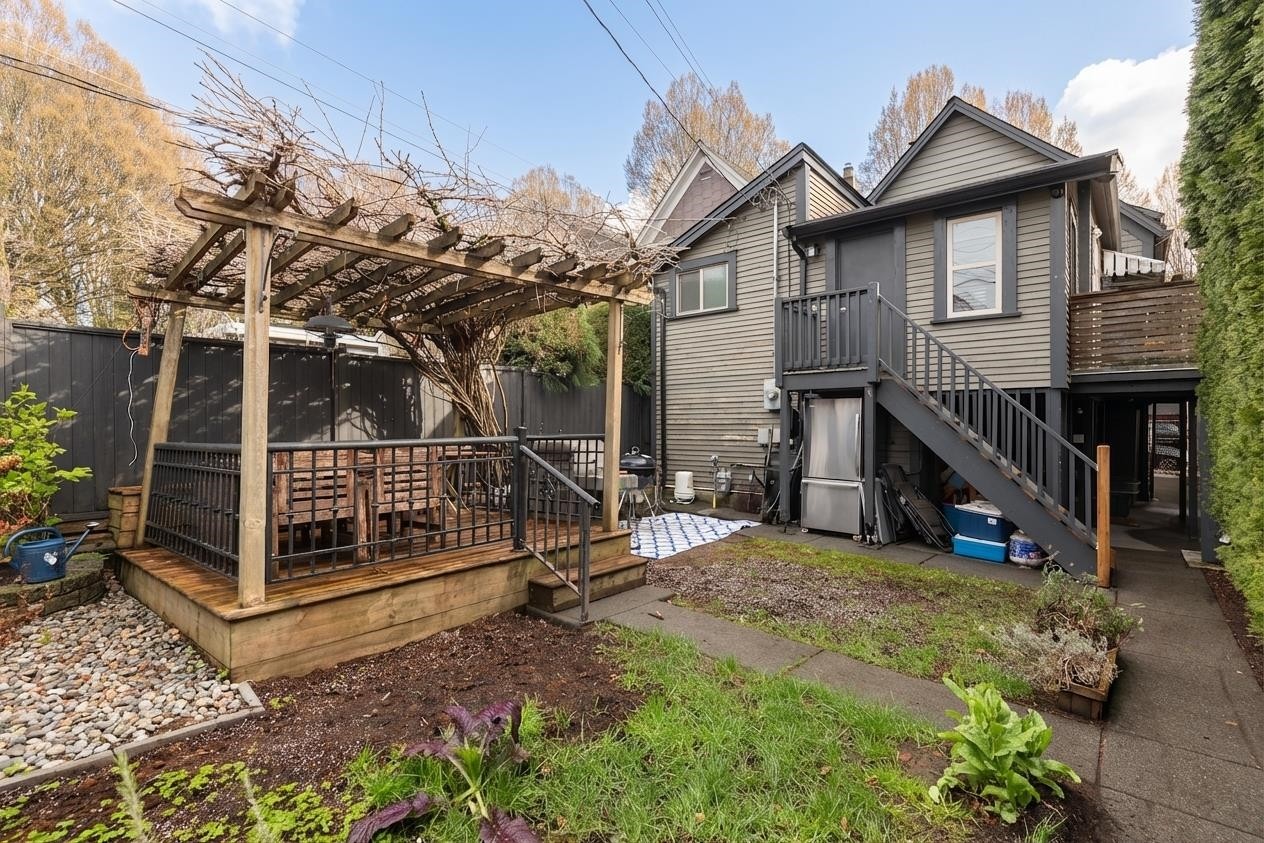 557 Prior Street, Vancouver, BC