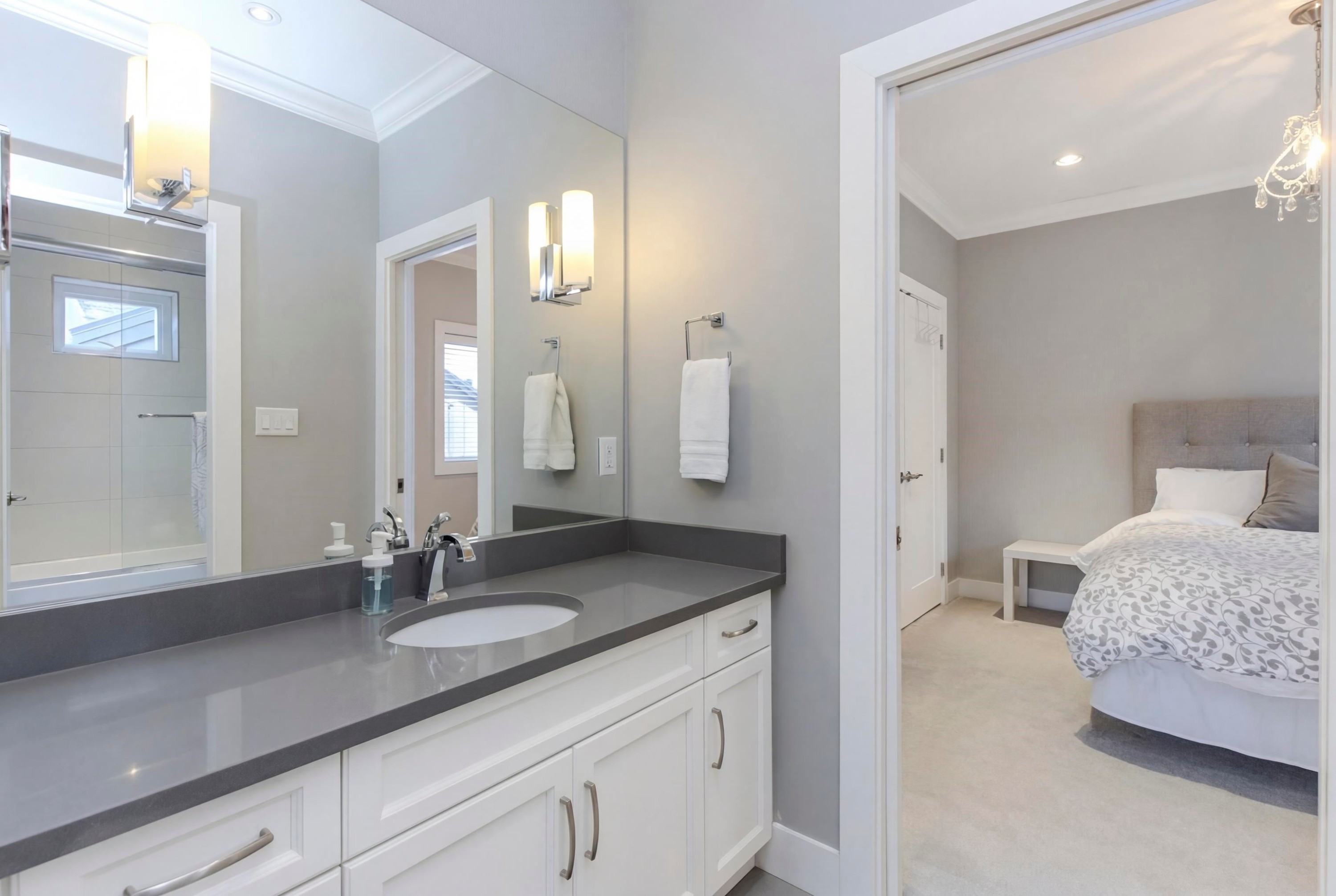 1018 Jay Crescent, Squamish, BC