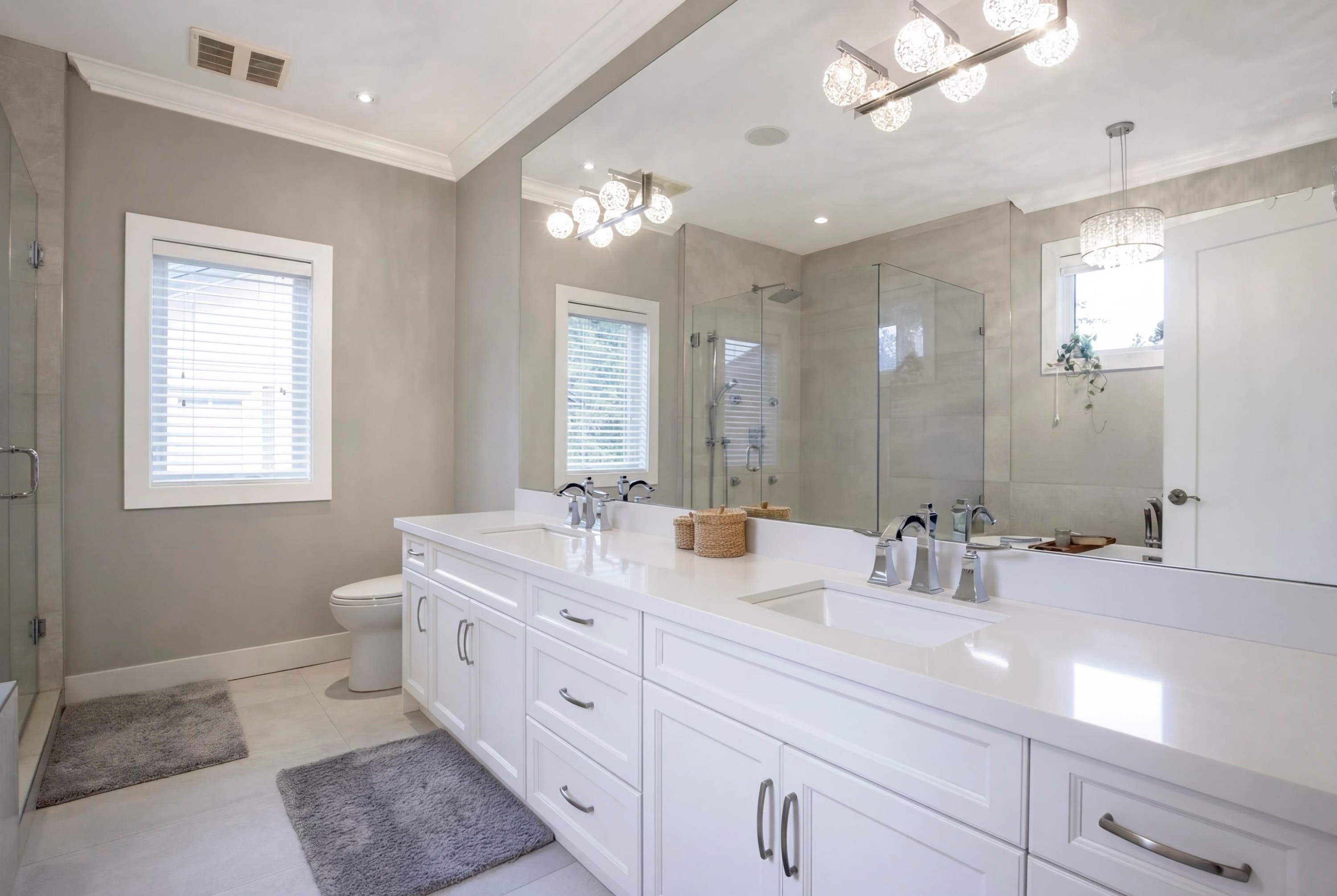 1018 Jay Crescent, Squamish, BC
