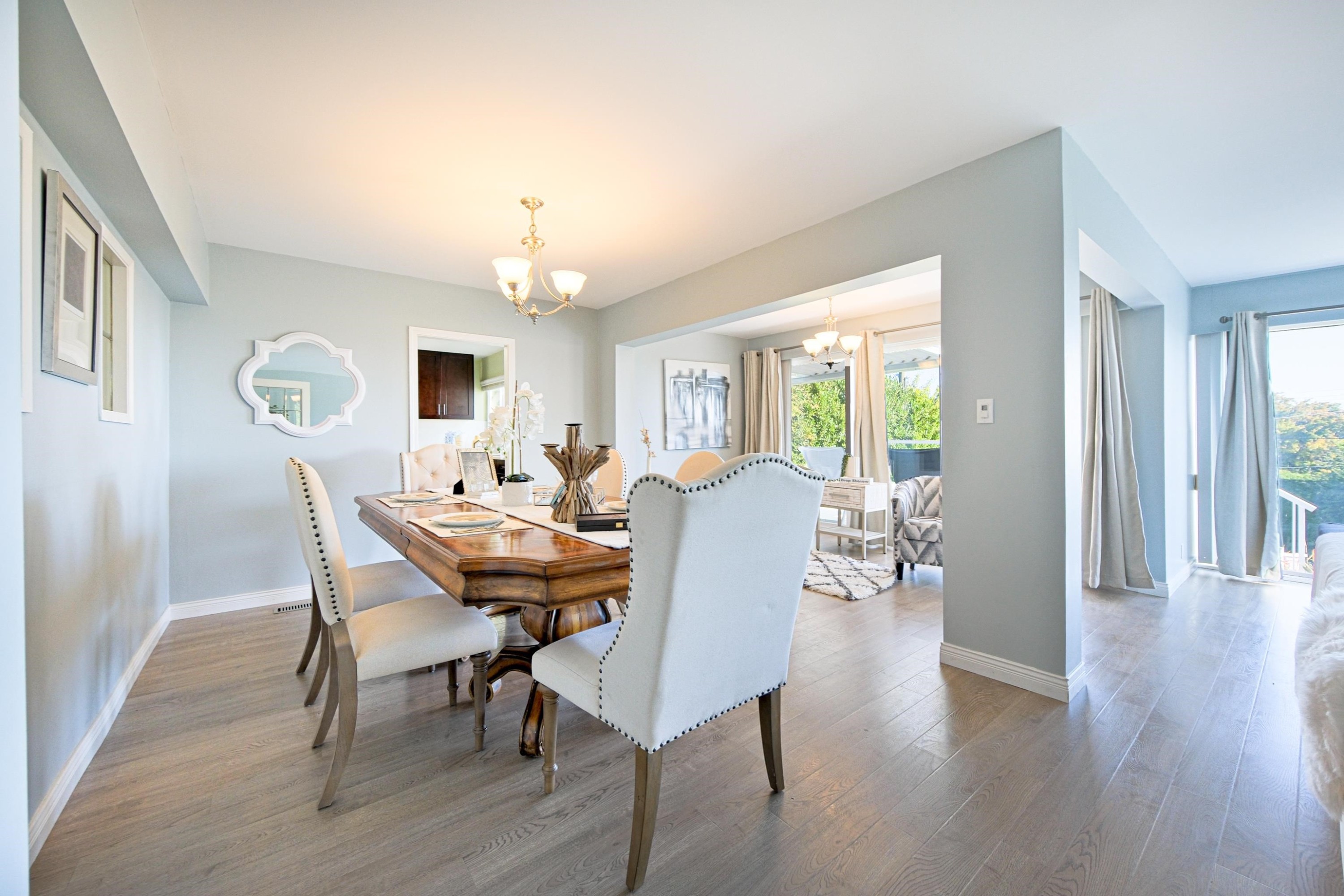 2365 Queens Avenue, West Vancouver, BC