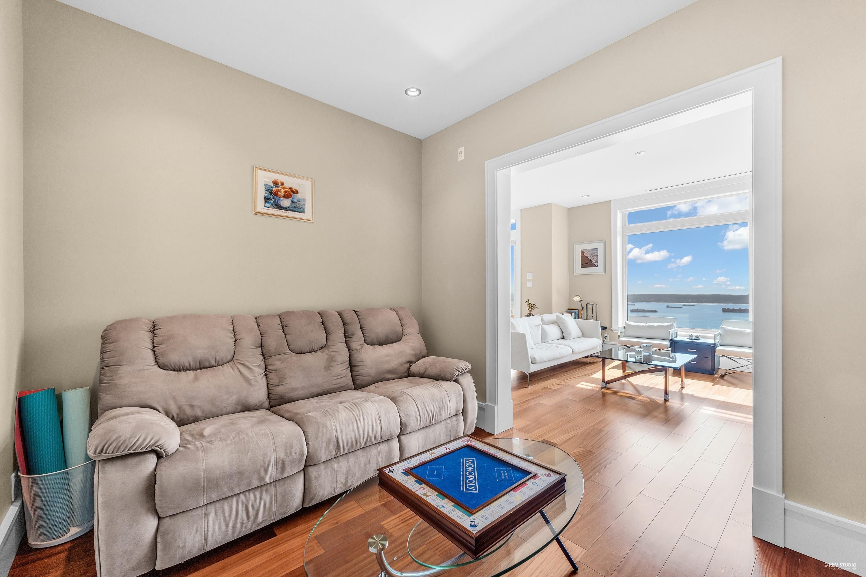 102-2575 Garden Court, West Vancouver, BC