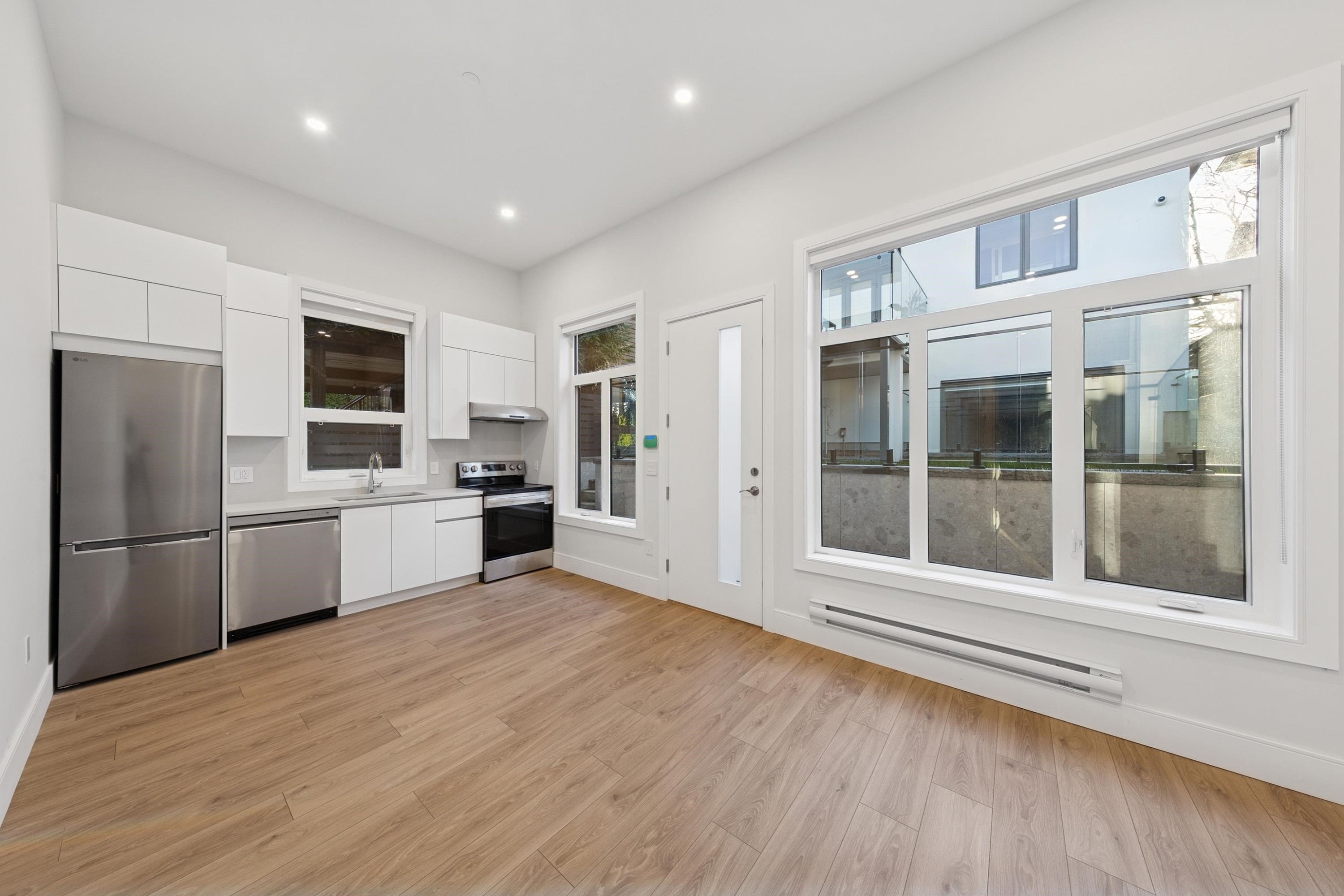 3711 24Th Avenue W, Vancouver, BC
