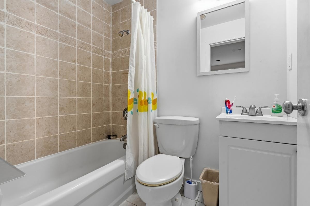 3574 East Boulevard, Vancouver, BC