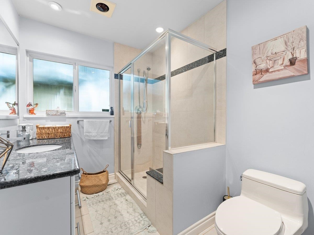 186 Stevens Drive, West Vancouver, BC