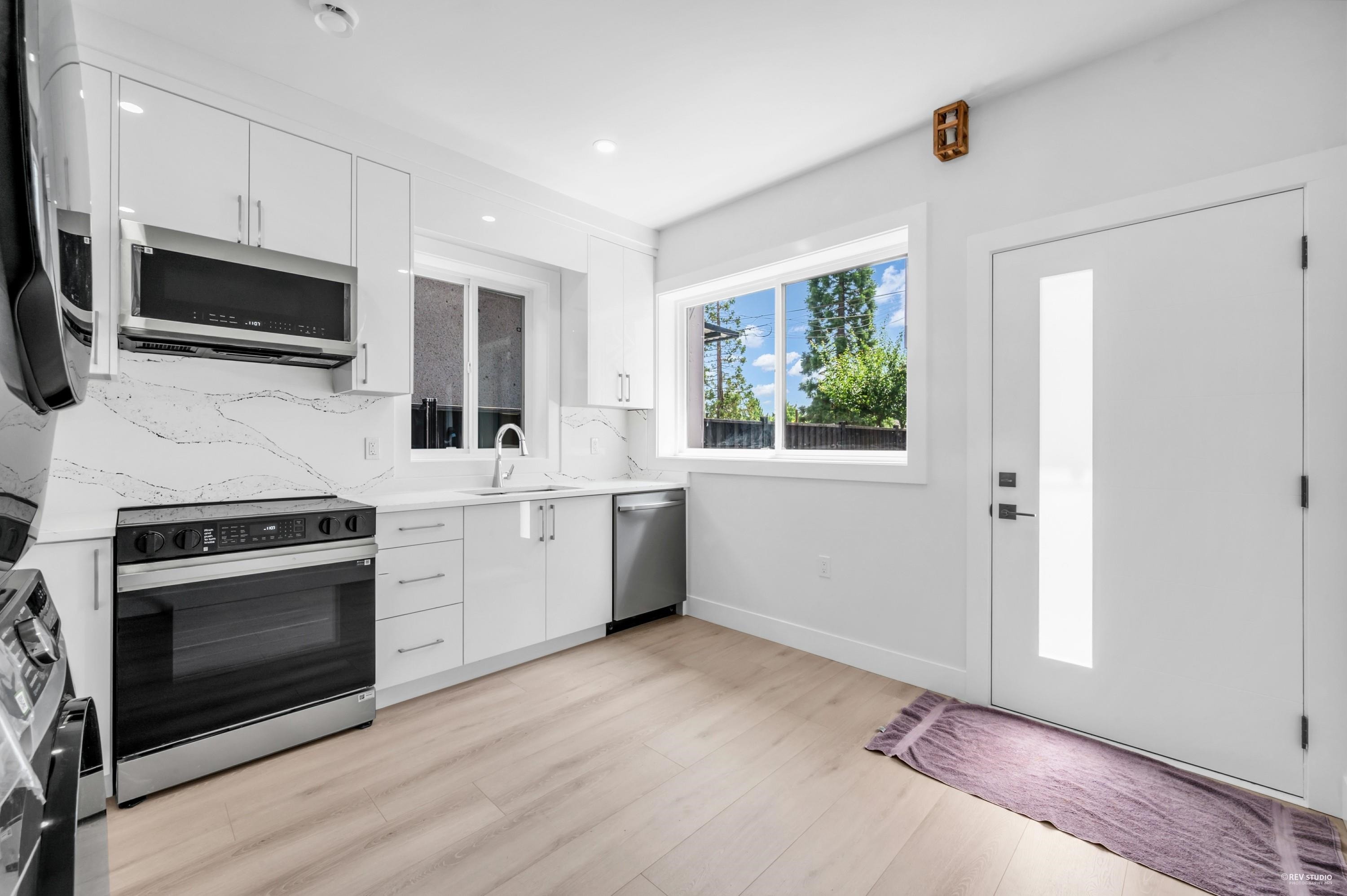 1846 37Th Avenue E, Vancouver, BC