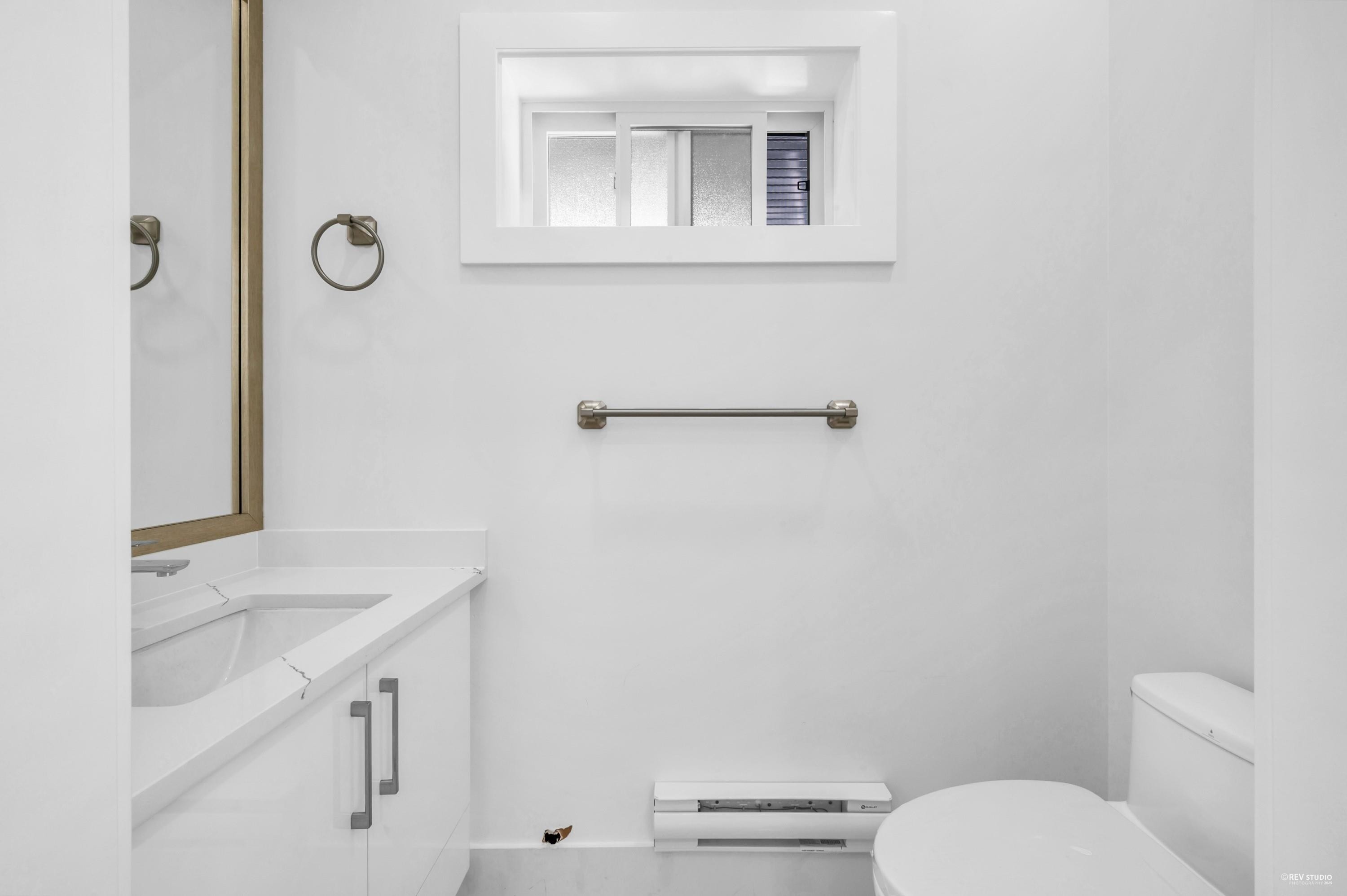1846 37Th Avenue E, Vancouver, BC