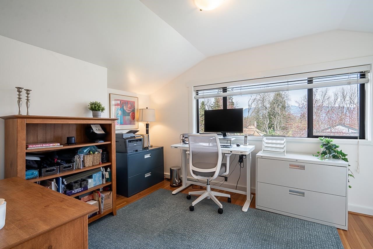 4338 2Nd Avenue W, Vancouver, BC
