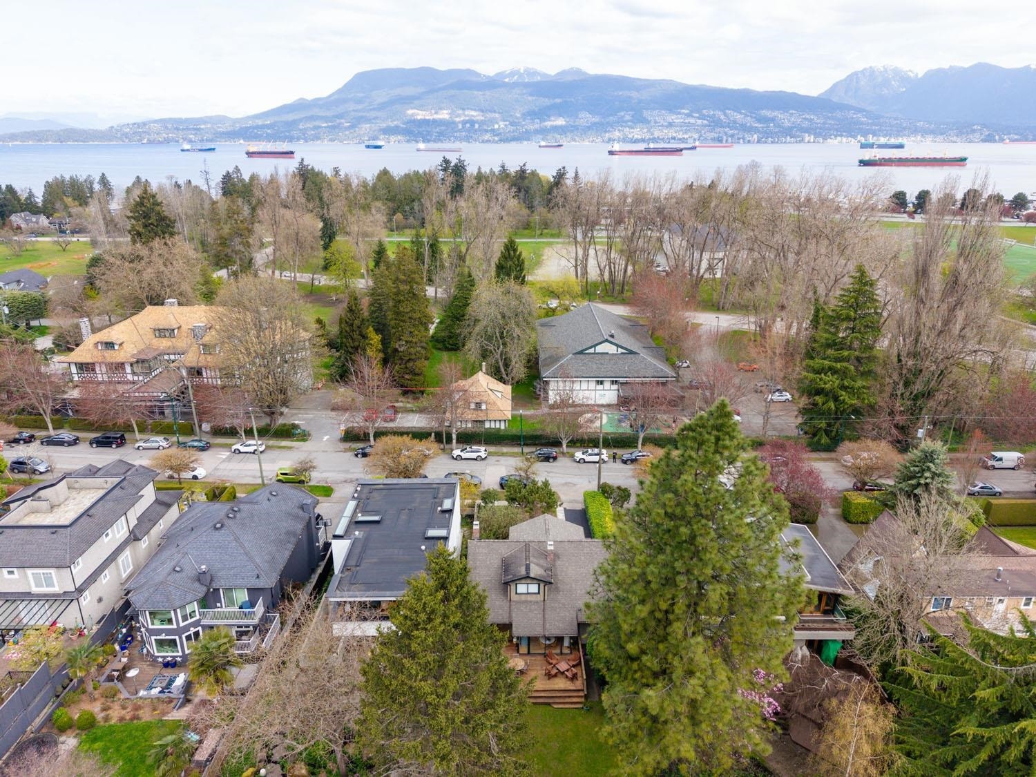 4338 2Nd Avenue W, Vancouver, BC