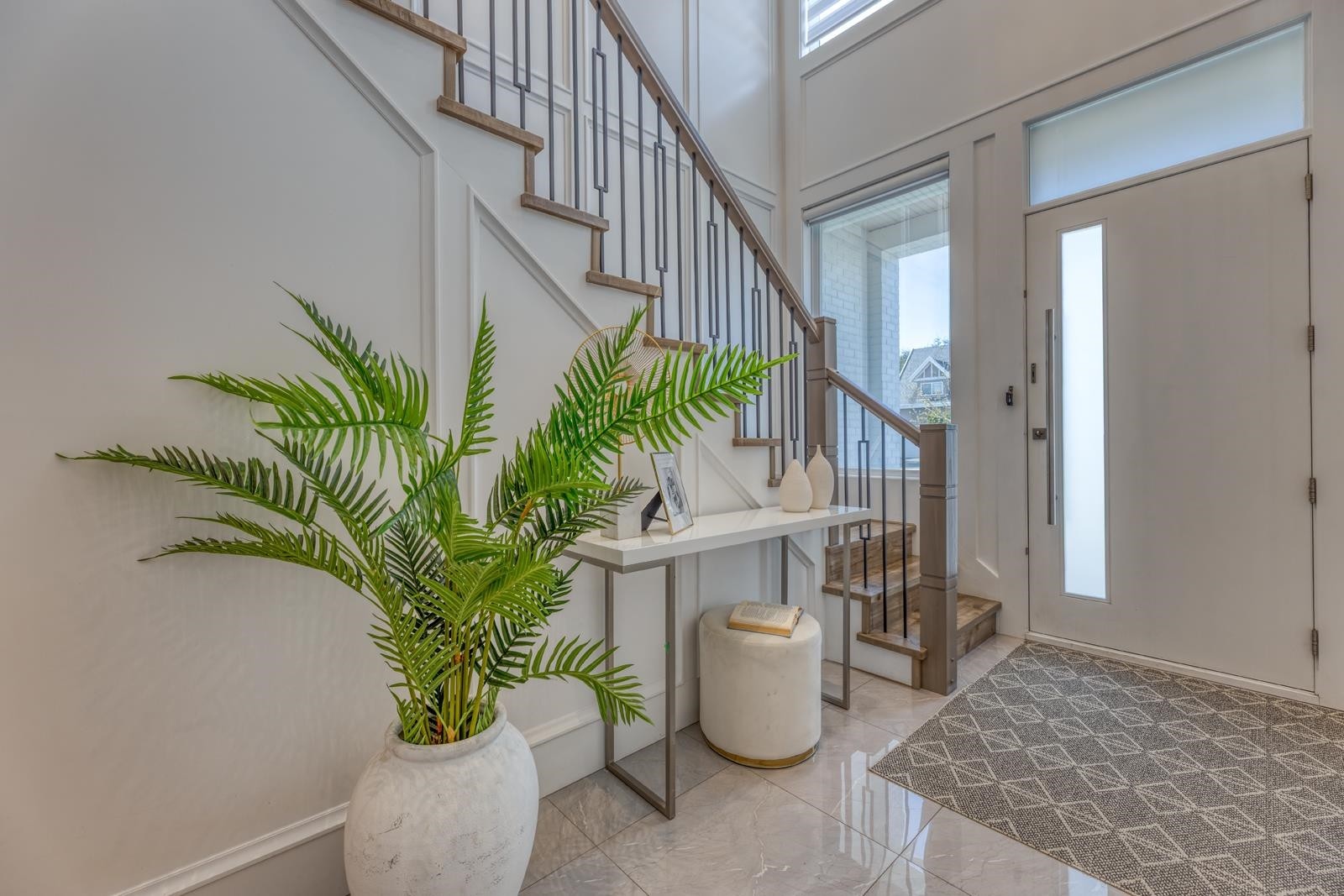 7102 Bridge Street, Richmond, BC