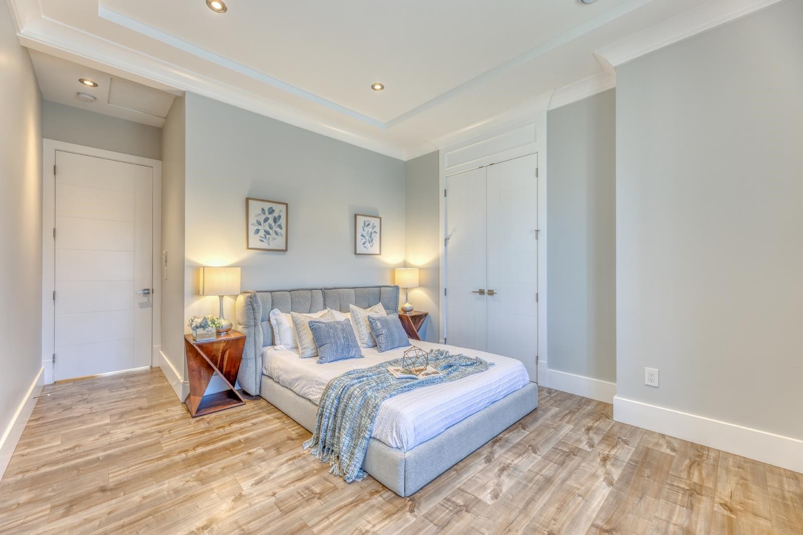 7102 Bridge Street, Richmond, BC