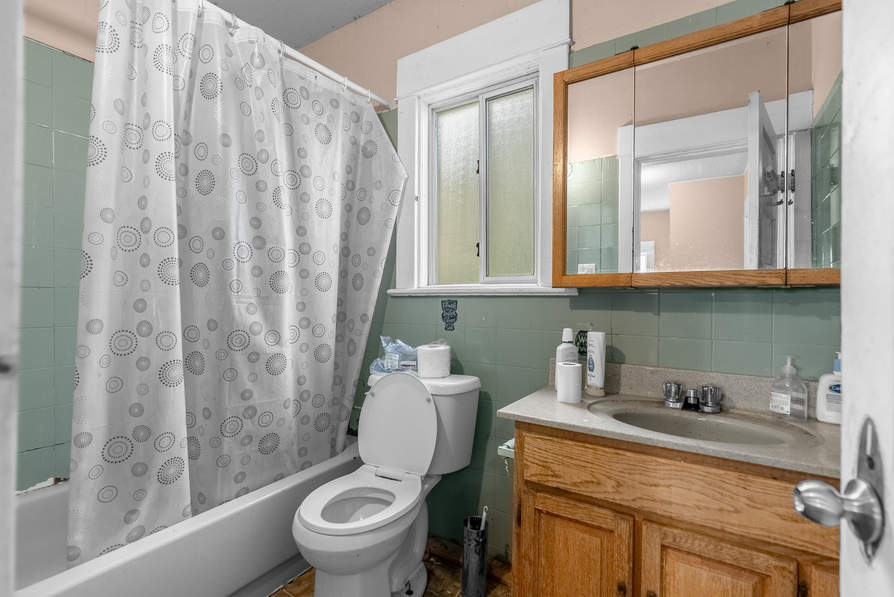 2703 Ward Street, Vancouver, BC