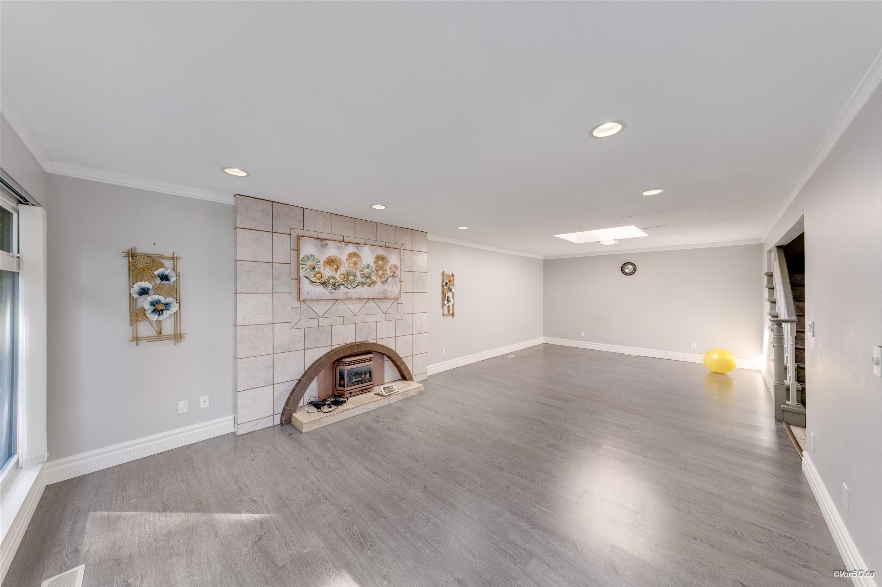 1366 Kings Avenue, West Vancouver, BC
